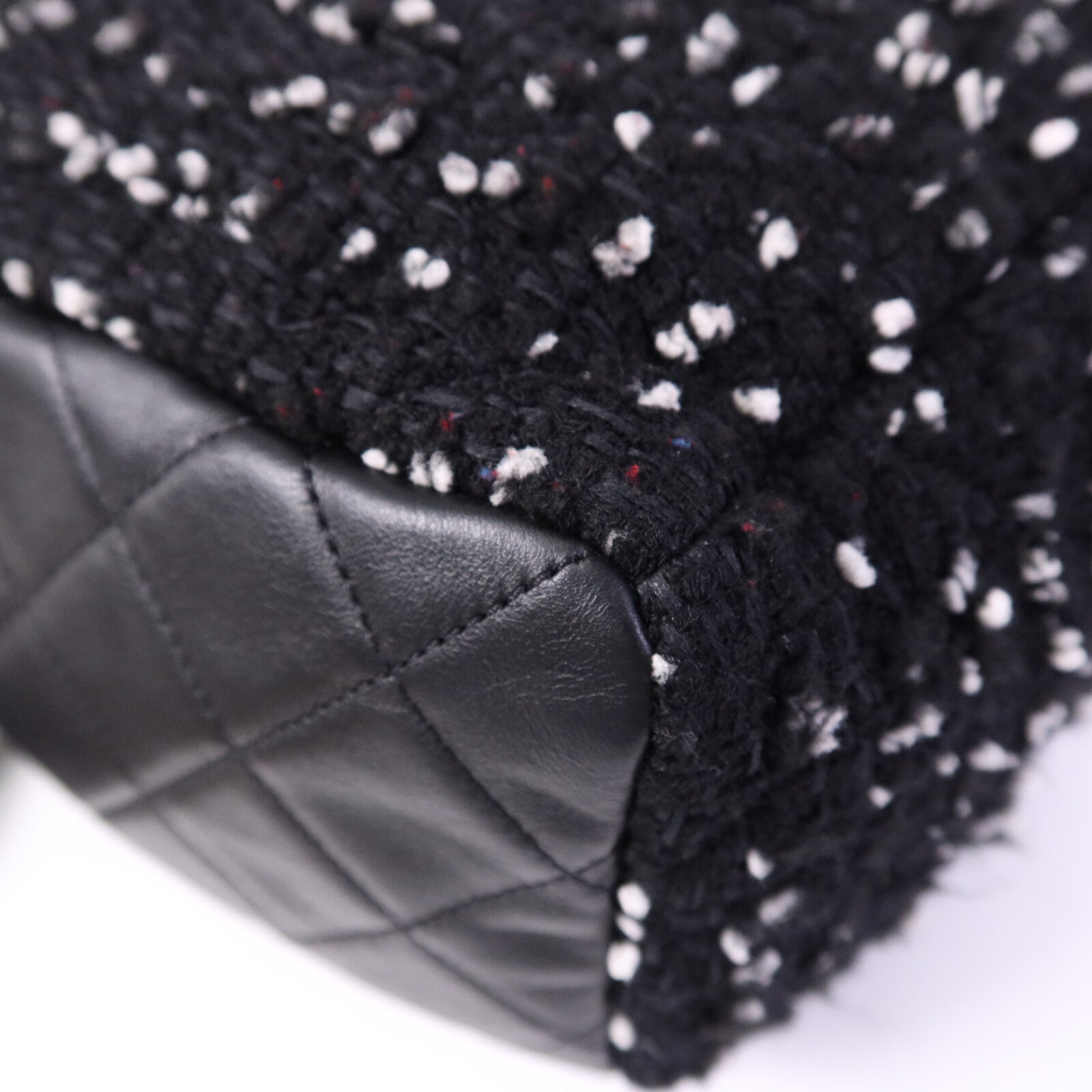 CHANEL Tweed Drawsting Bag銀扣手挽袋
