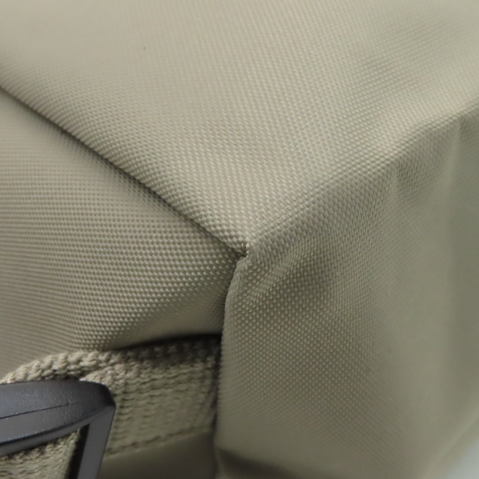 Longchamp 【激減優惠】尼龍Backpack銀扣背包灰色