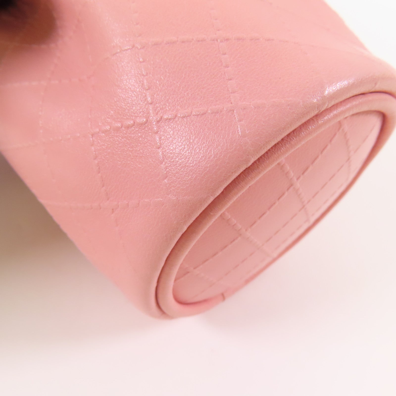 CHANEL CC GHW Pouch Lambskin Leather Pink