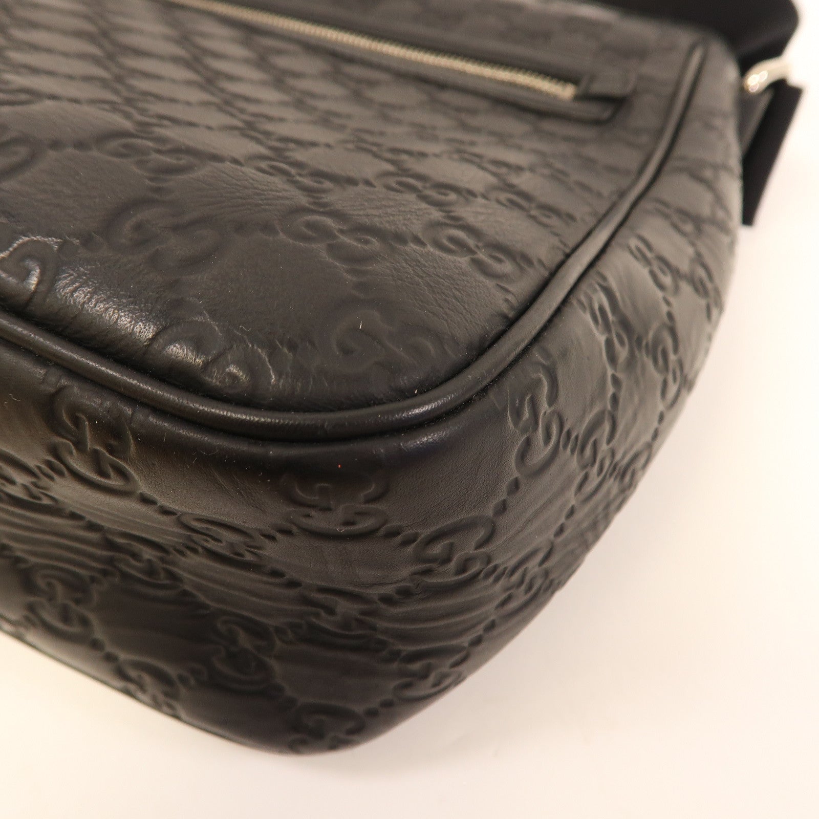 GUCCI 牛皮皮革Guccisima銀扣肩背袋黑色