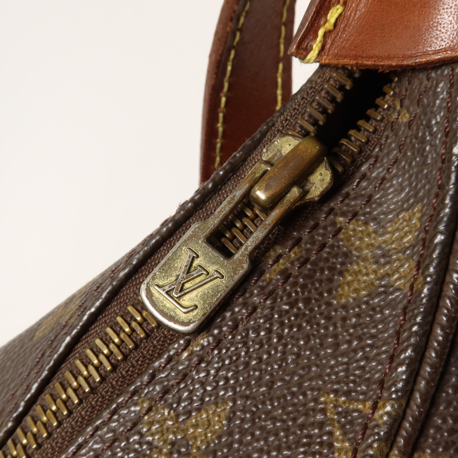LOUIS VUITTON Monogram Boulogne 50肩背袋