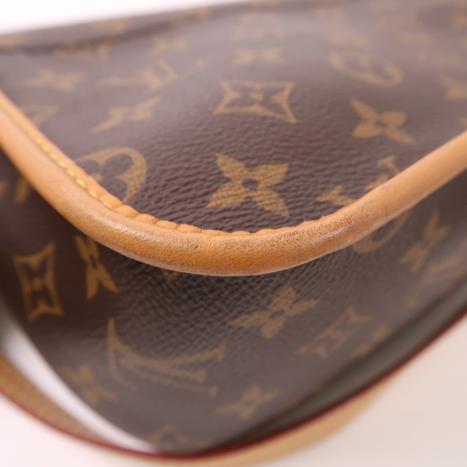 LOUIS VUITTON Monogram Diane金扣肩背袋