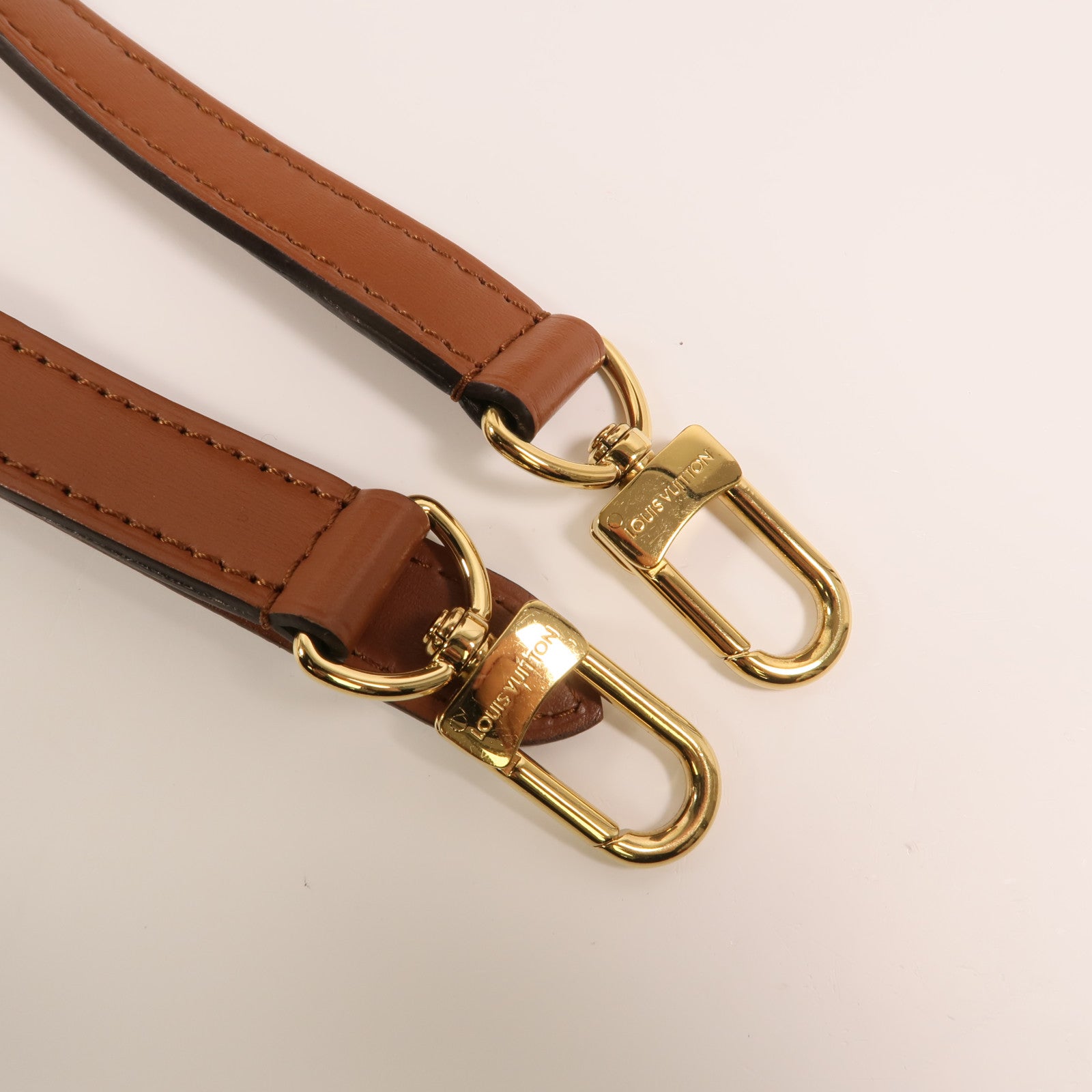LOUIS VUITTON Monogram Reverse Loop Hobo金扣手挽肩背兩用袋