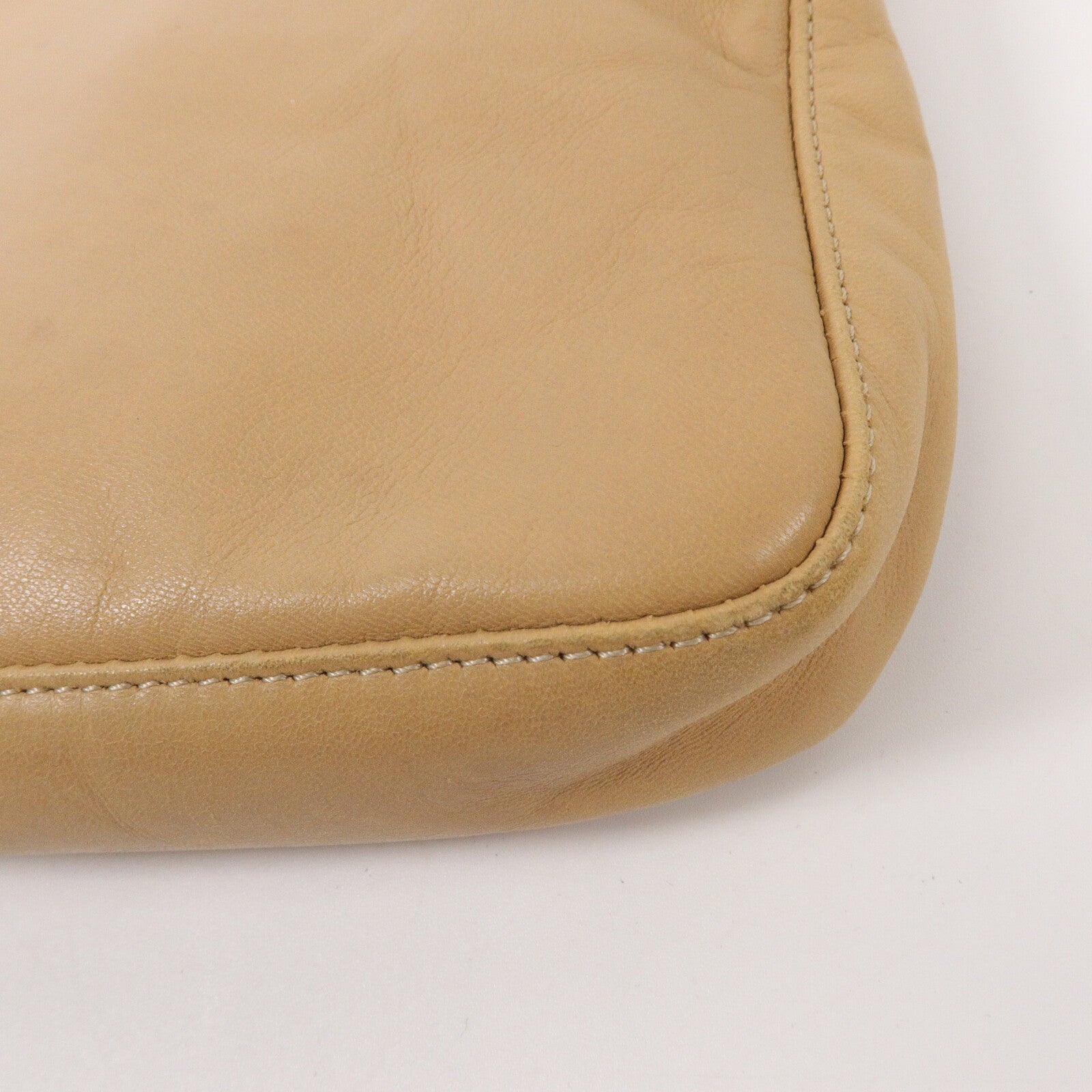 FENDI 牛皮皮革Zucchetto Shoulder Bag肩背袋