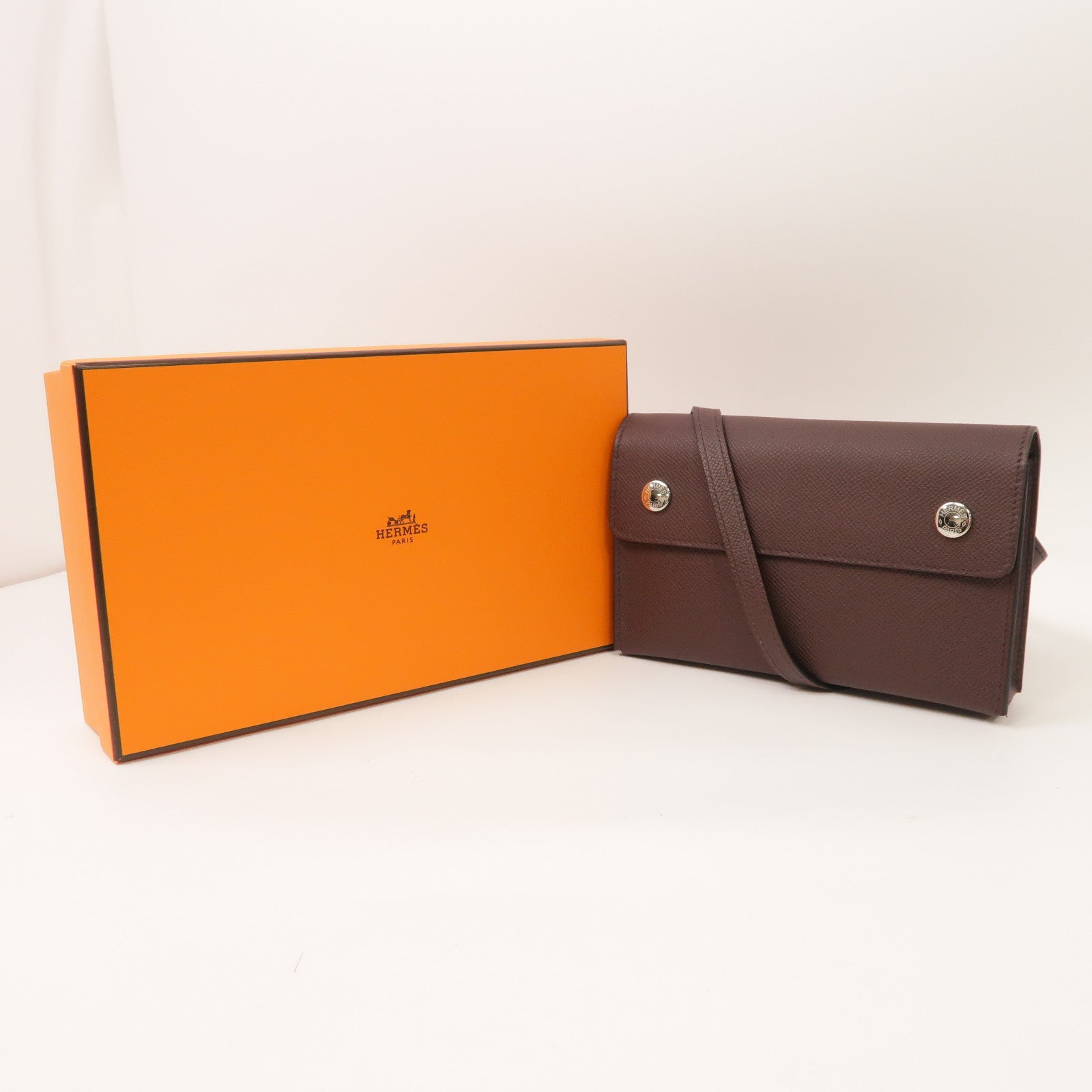 HERMES Epsom皮革Hermesnap Wallet銀扣肩背袋Rouge Sellier馬鞍紅色