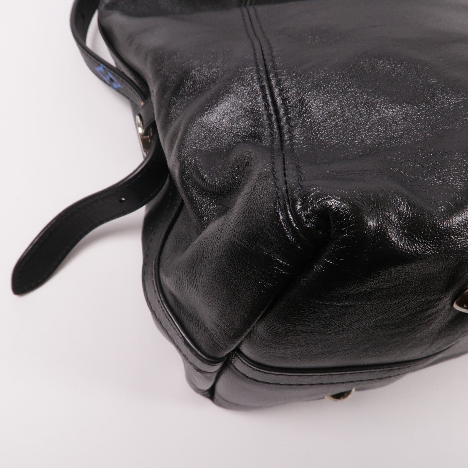 LOUIS VUITTON 羊皮皮革CarryAll Vibe MM肩背袋