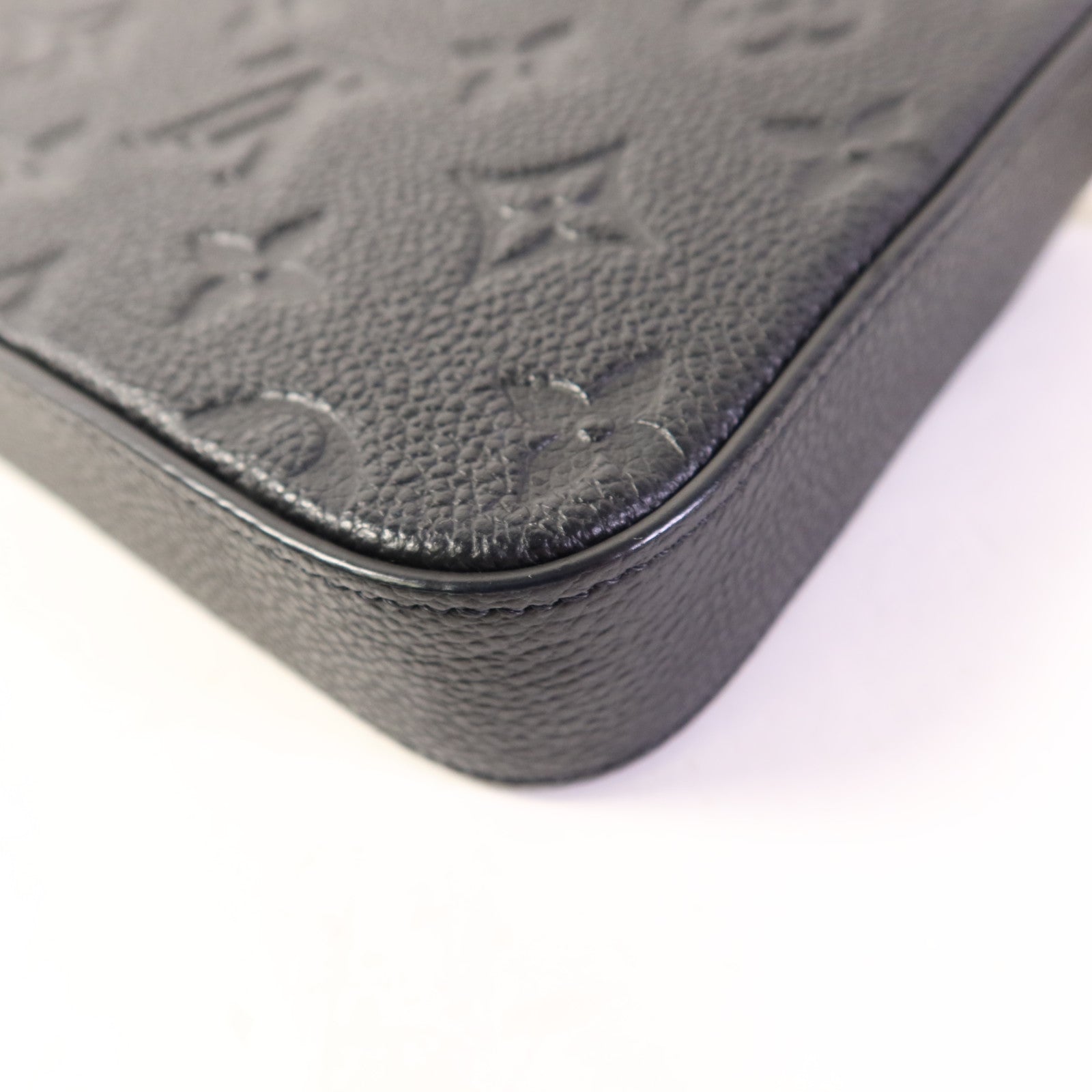 LOUIS VUITTON Monogram Empreinte Felicie Pochette金扣肩背袋