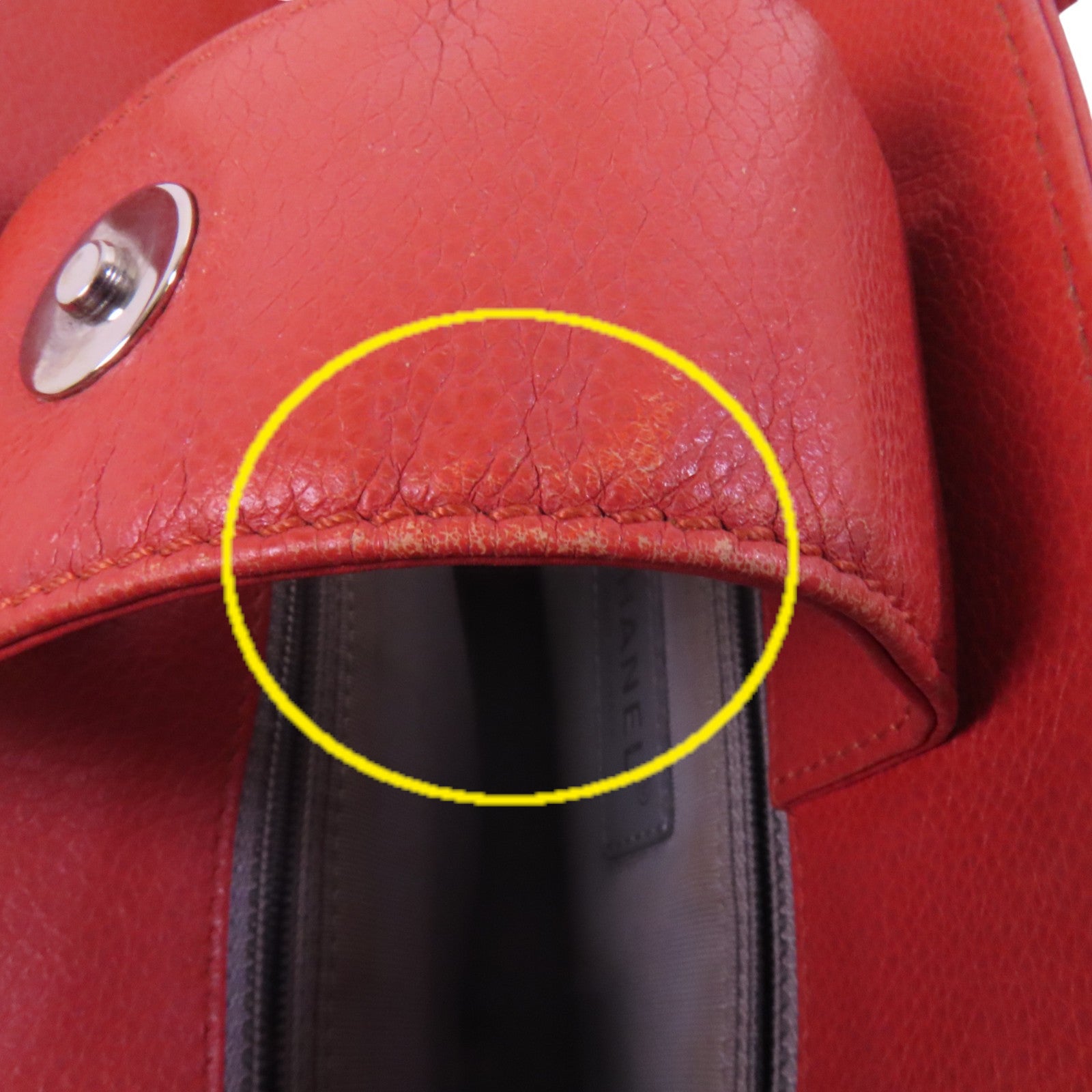 CHANEL 牛皮皮革Shoulder Bag銀扣肩背袋