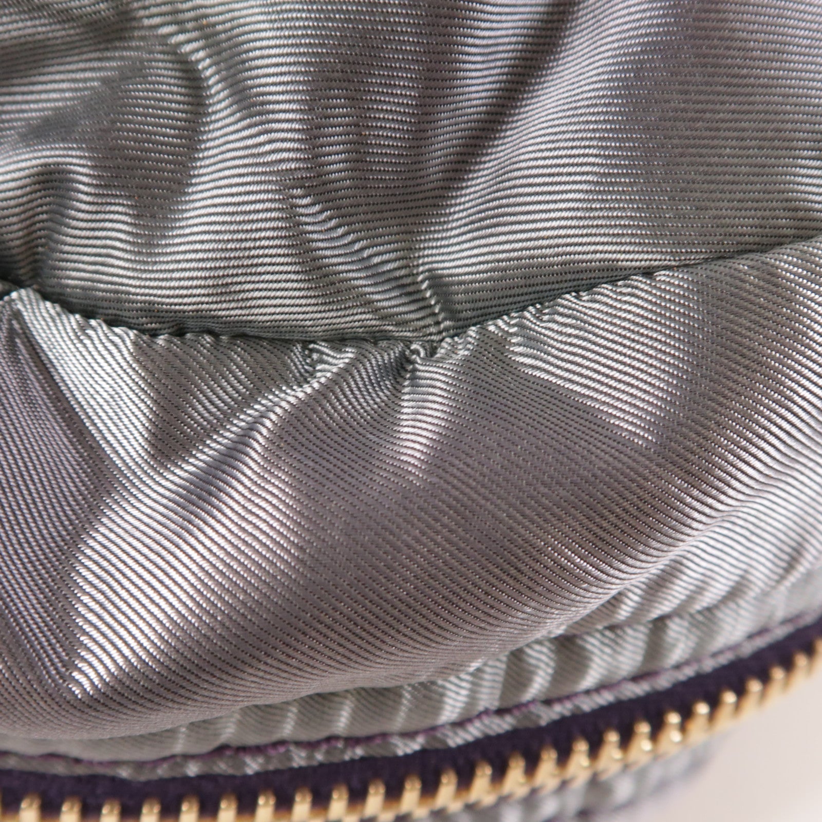TOD'S 尼龍Shoulder Bag金扣肩背袋