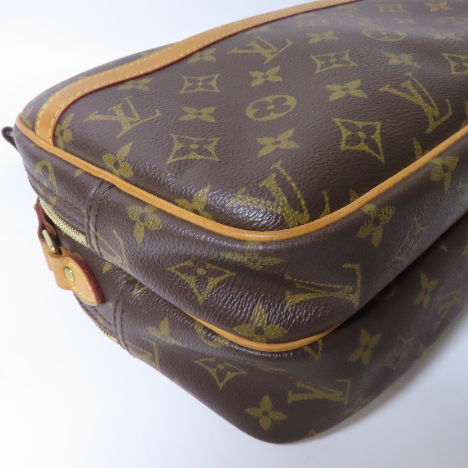 LOUIS VUITTON Monogram Reporter PM金扣肩背袋肩背袋