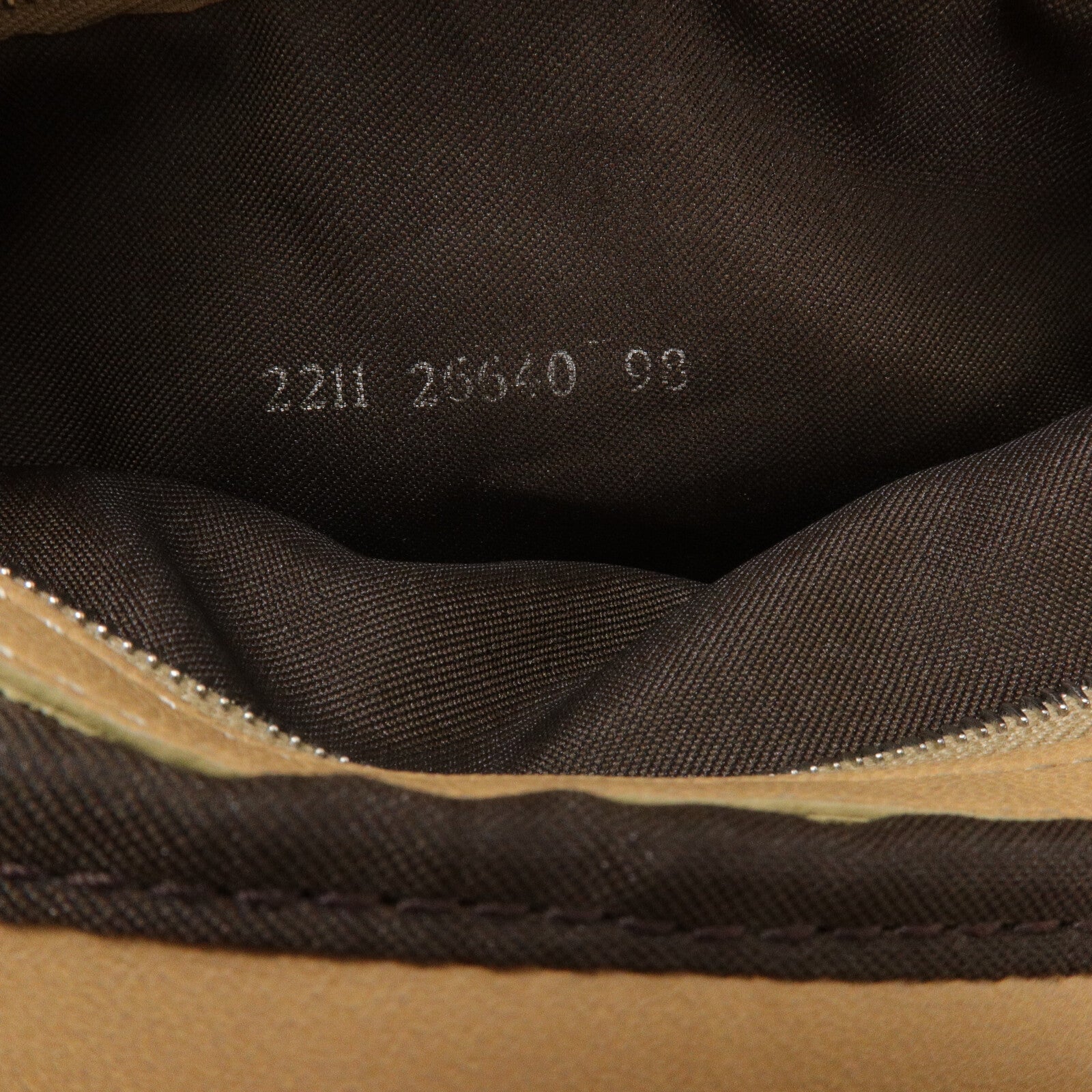 FENDI 牛皮皮革Zucchetto Shoulder Bag肩背袋
