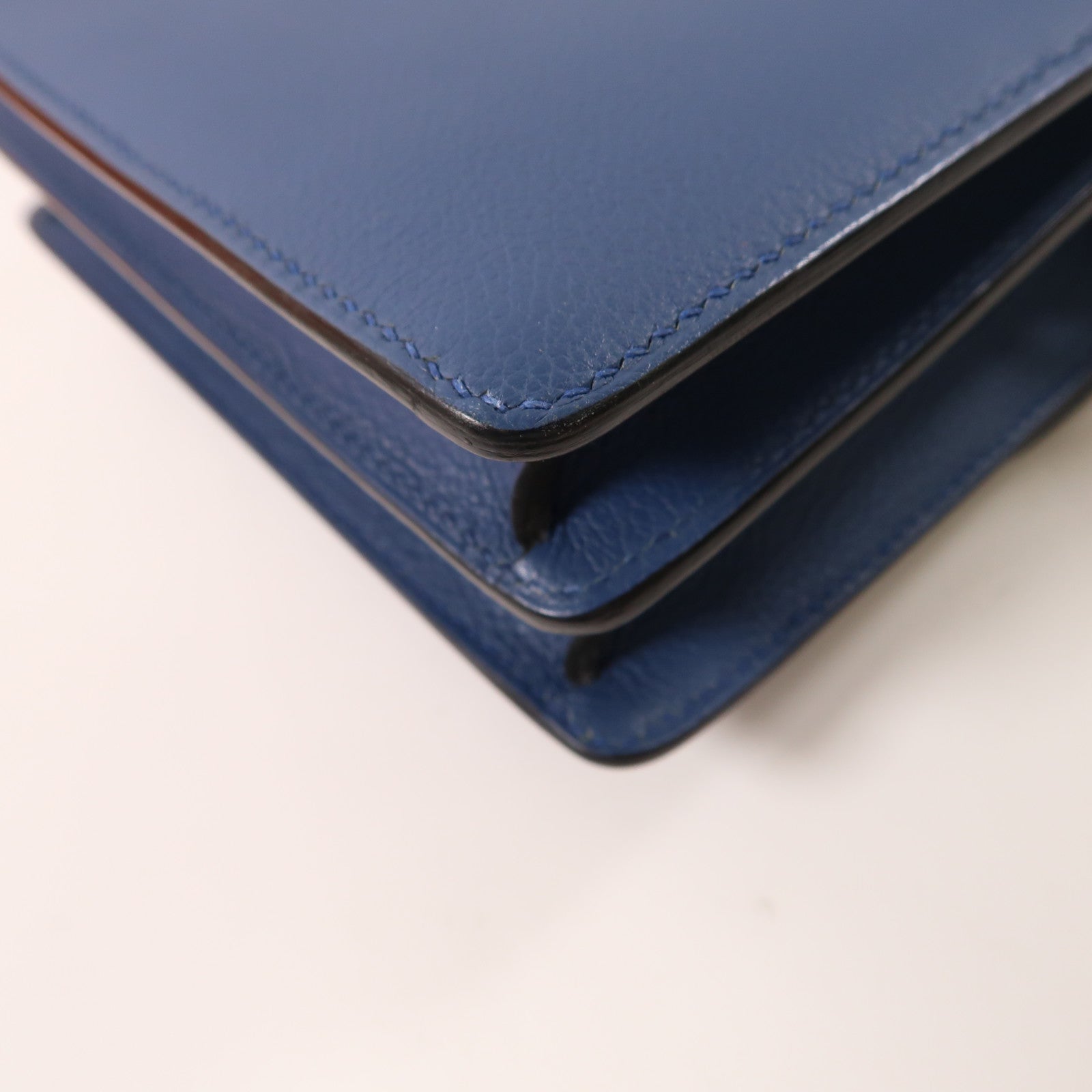 HERMES Evercolor皮革Mini Roulis金扣肩背袋Bleu Agate/藍色