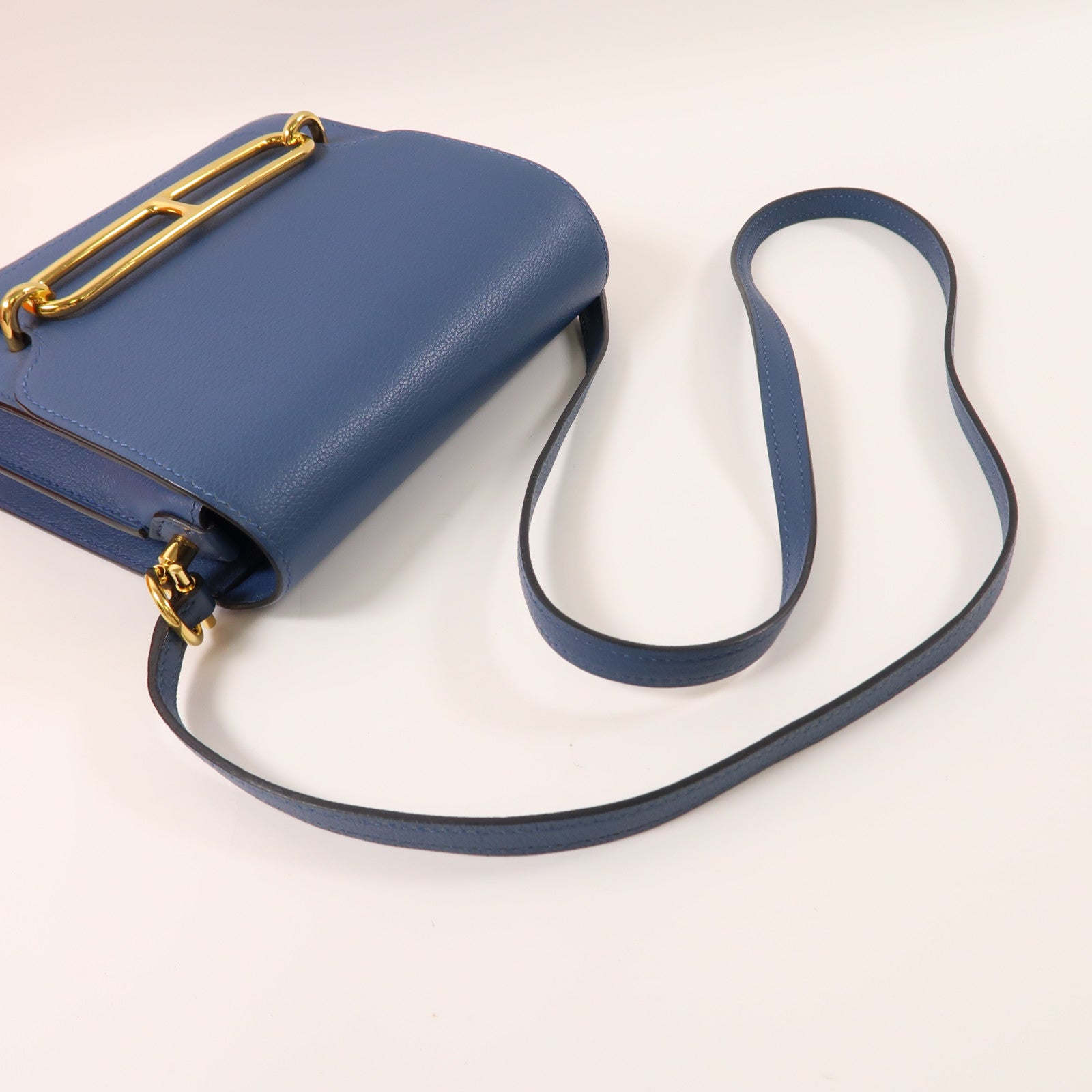 HERMES Evercolor皮革Mini Roulis金扣肩背袋Bleu Agate/藍色