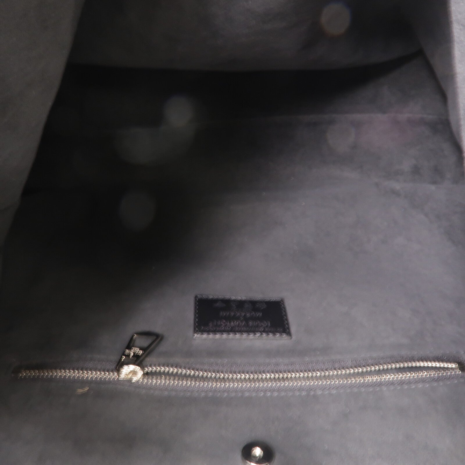 LOUIS VUITTON 羊皮皮革CarryAll Vibe MM肩背袋