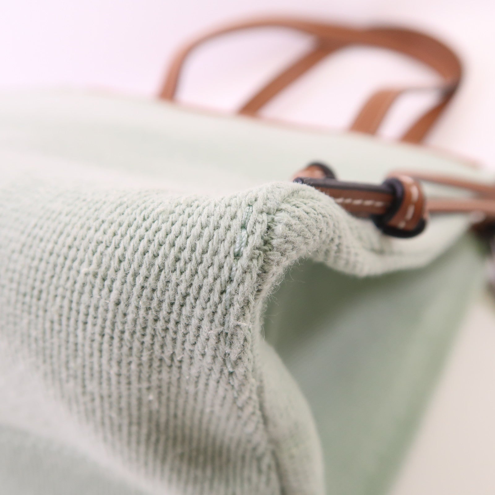 LOEWE 帆布Cushion Tote肩背袋/手挽袋