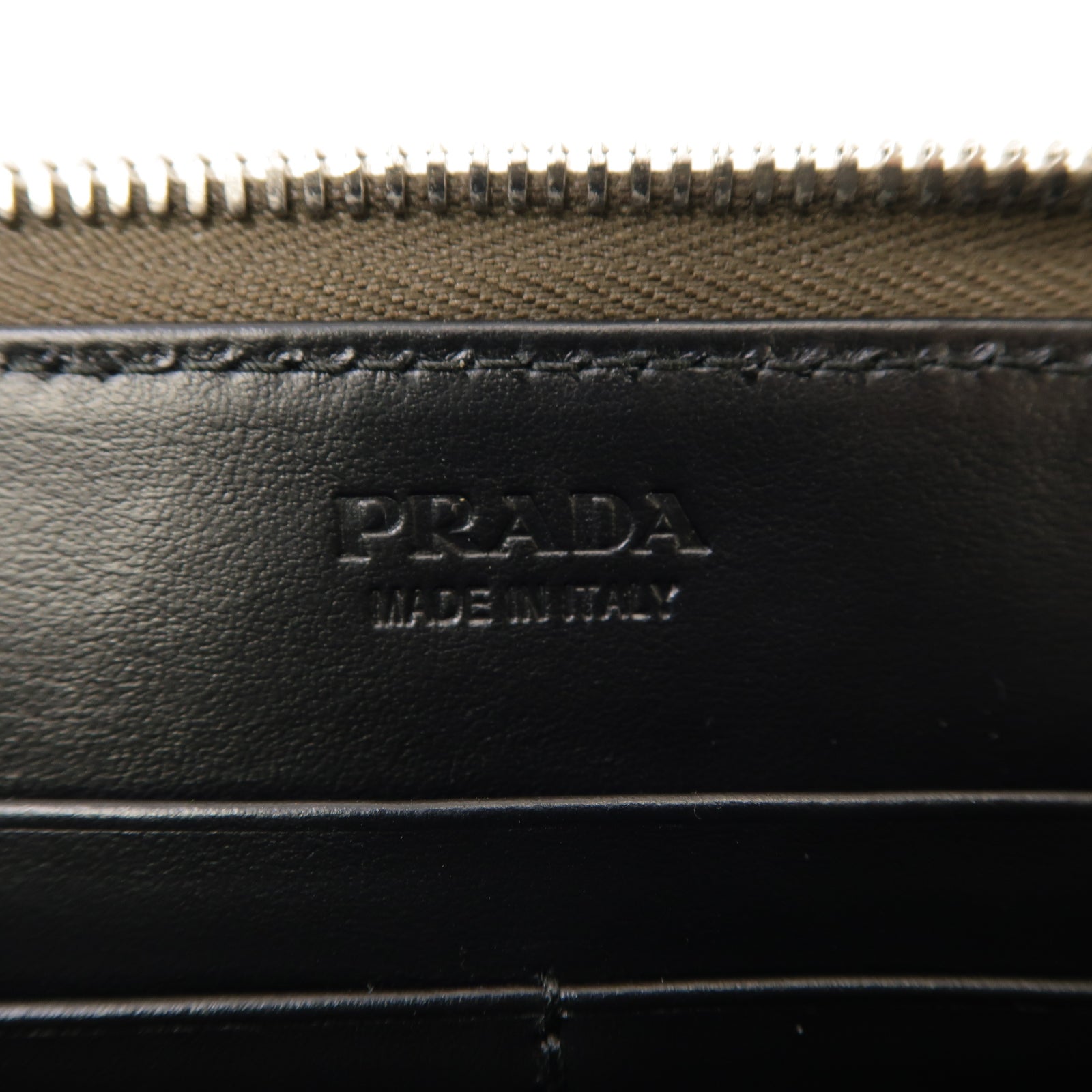 PRADA Saffiano皮革Belt Bag銀扣腰包綠色