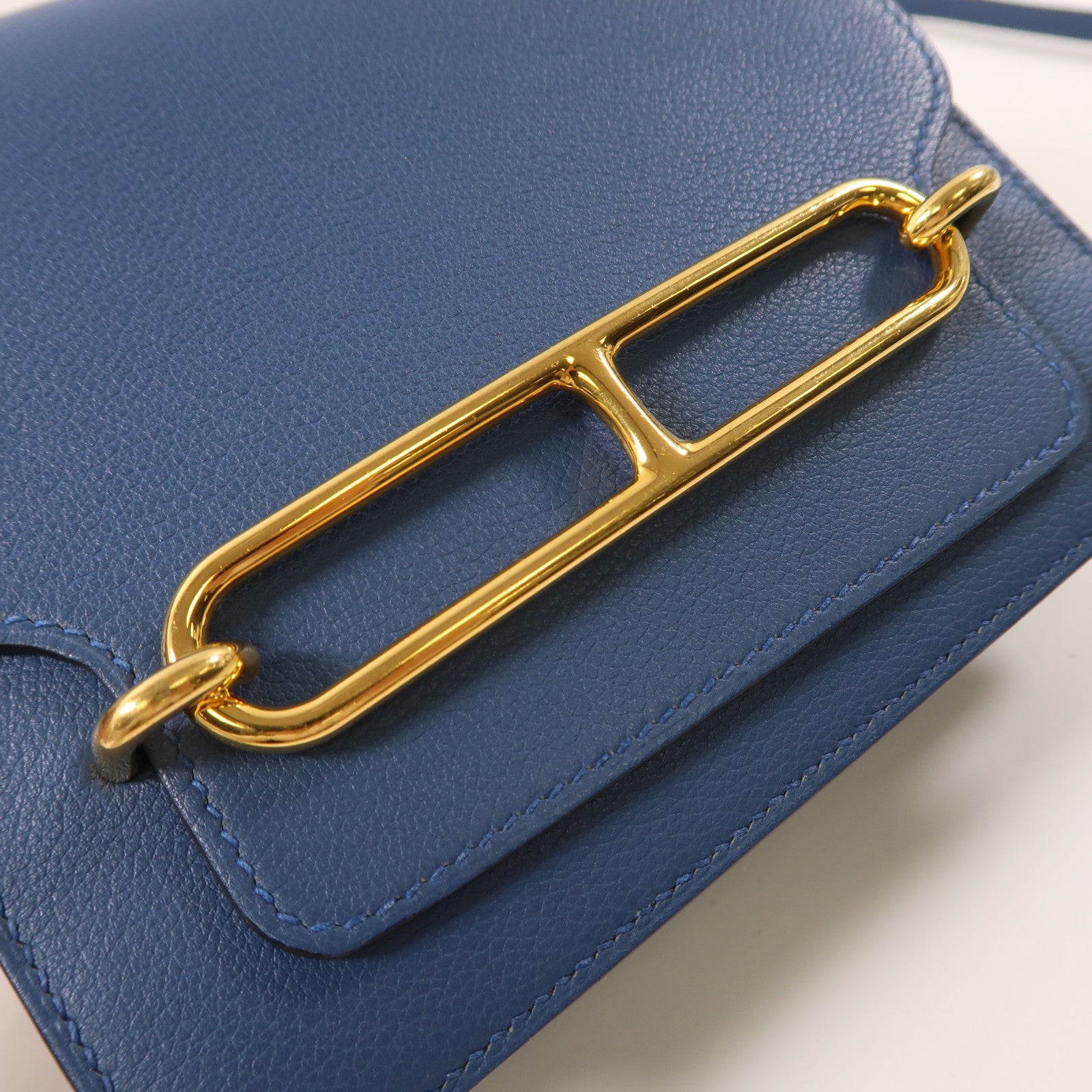 HERMES Evercolor皮革Mini Roulis金扣肩背袋Bleu Agate/藍色