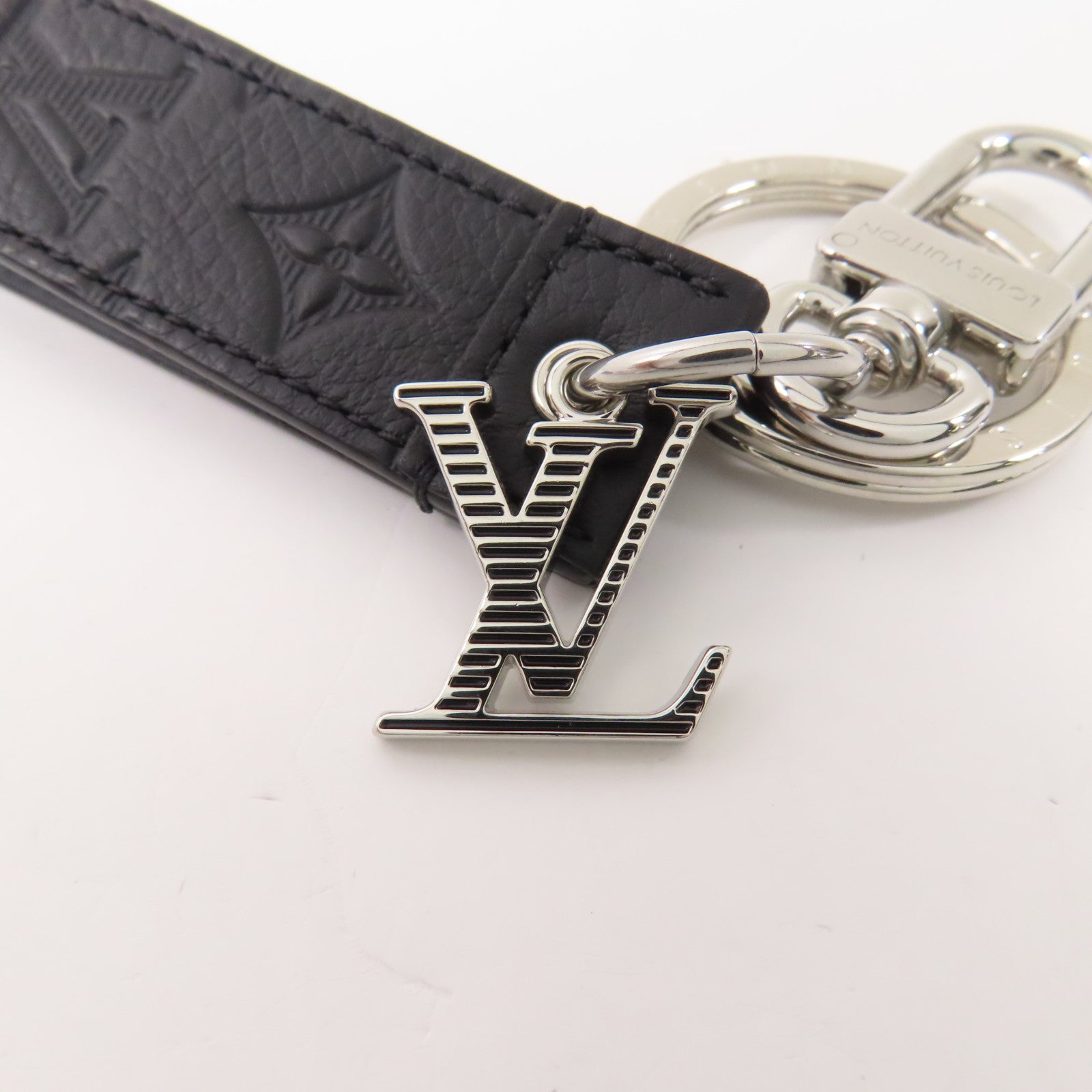 LOUIS VUITTON Monogram Shadow Dragonne銀扣鎖匙扣