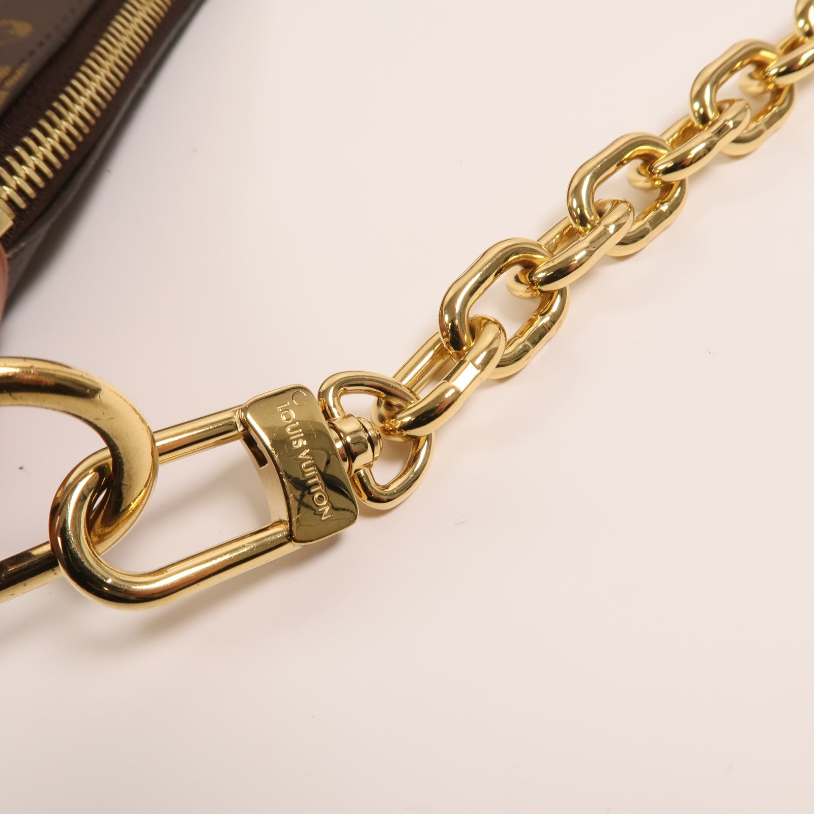 LOUIS VUITTON Monogram Reverse Loop Hobo金扣手挽肩背兩用袋