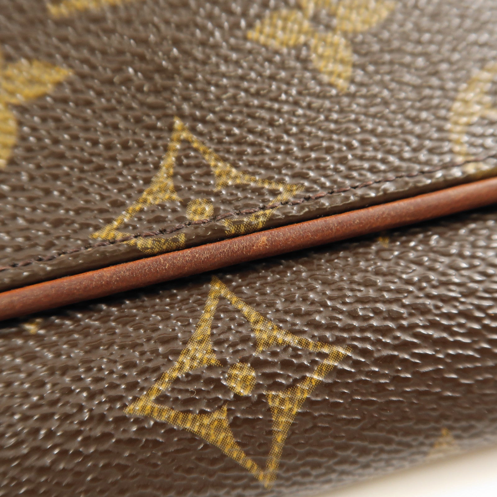 LOUIS VUITTON Monogram Pochette Twin GM金扣肩背袋