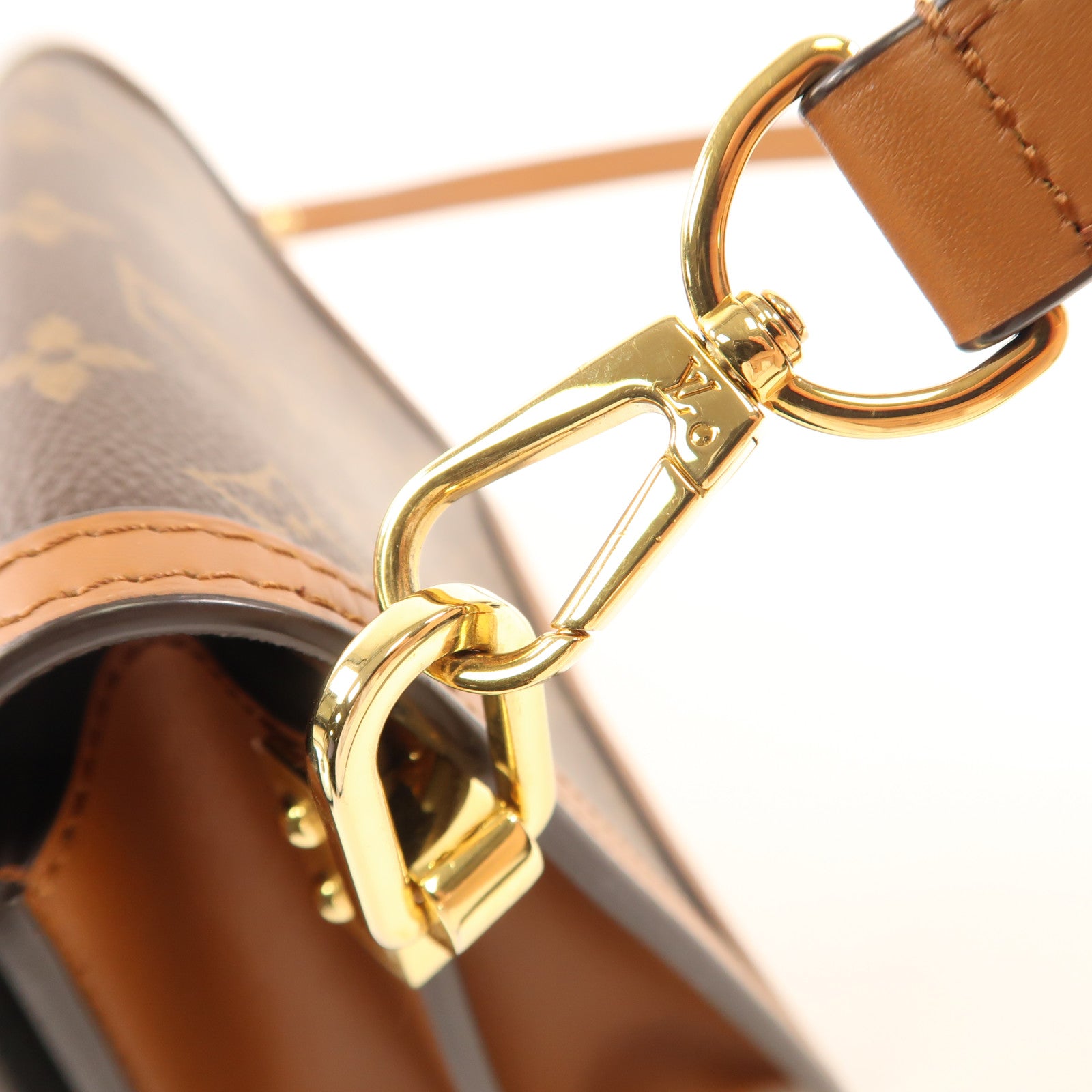 LOUIS VUITTON Monogram Reverse Mini Dauphine金扣肩背袋