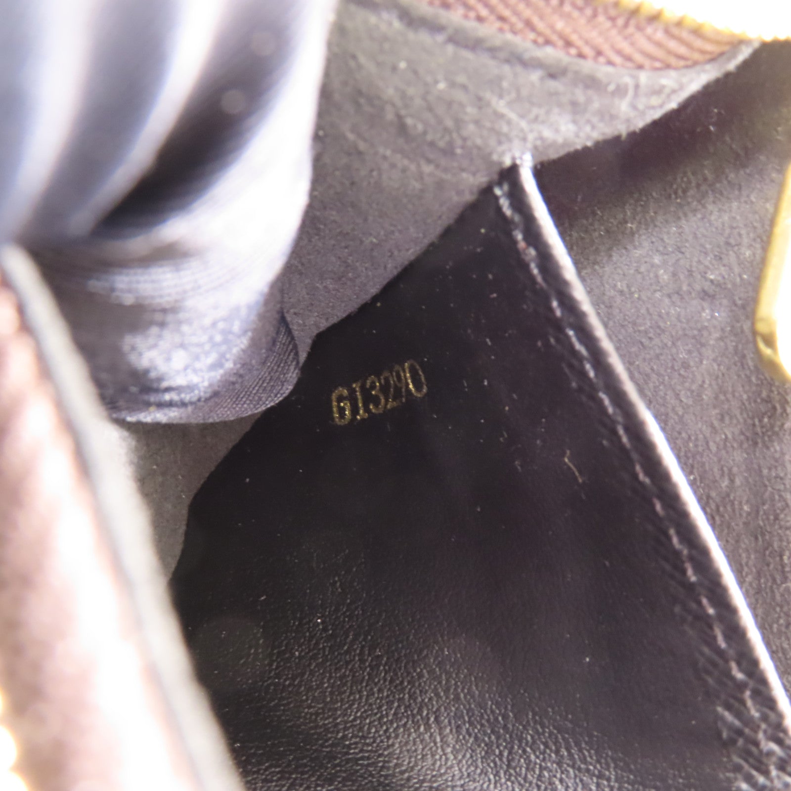 LOUIS VUITTON LV GHW Double Zip Pochette Shoulder Bag M69203 Monogram Reverse