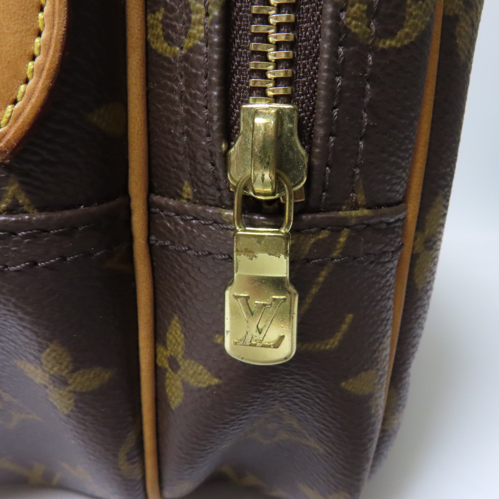 LOUIS VUITTON Monogram Reporter PM金扣肩背袋肩背袋