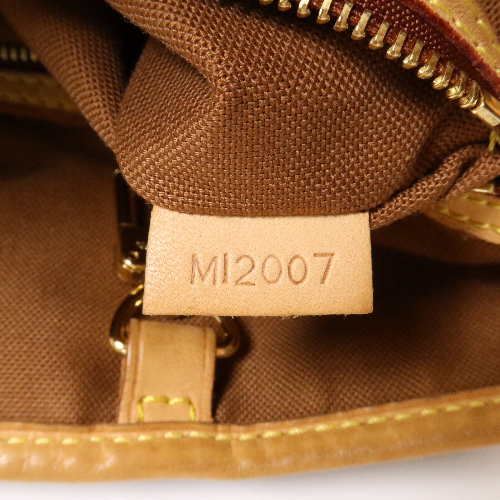 LOUIS VUITTON Monogram Batignolles肩背袋