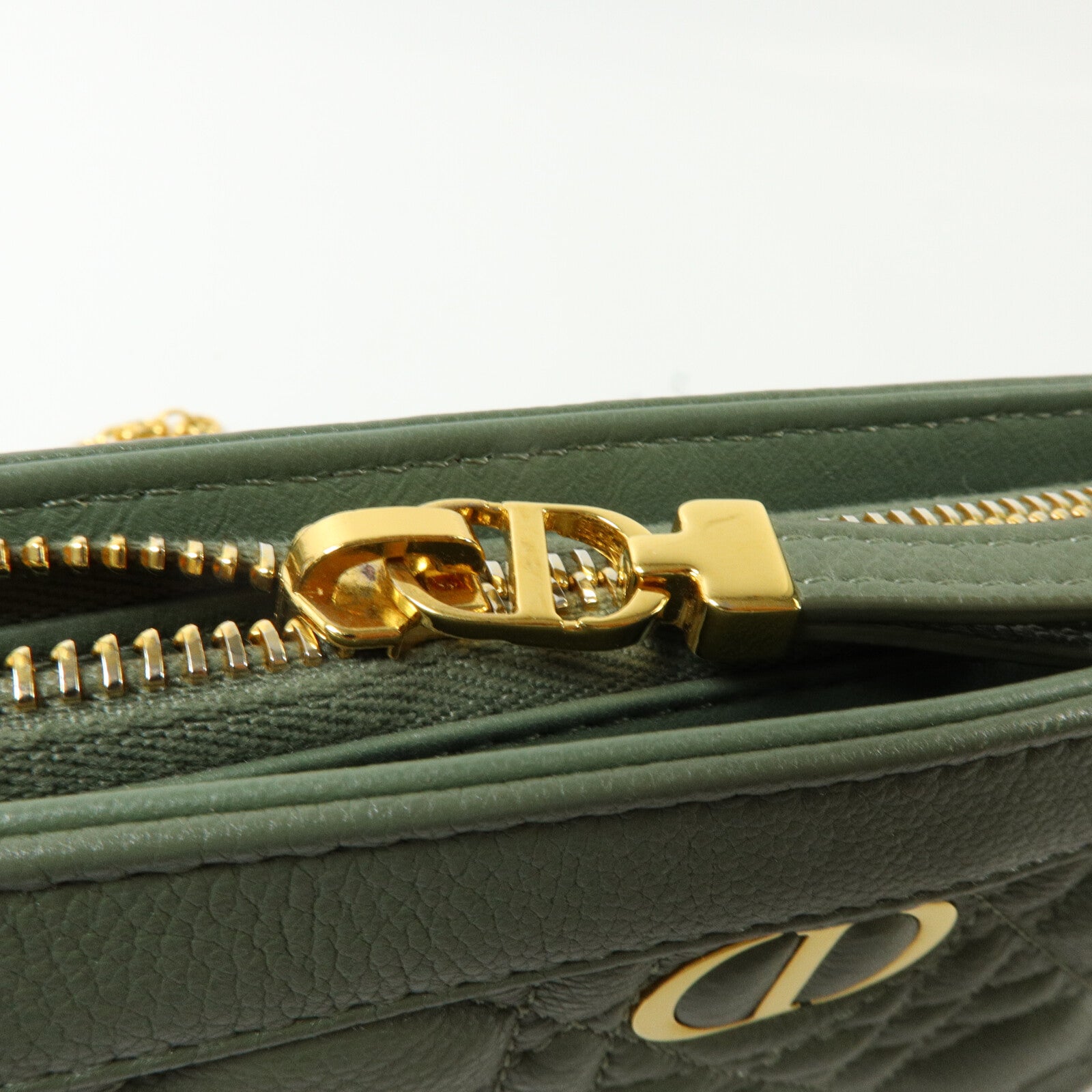 Dior 牛皮皮革Caro Pouch With Chain鏈帶肩背袋