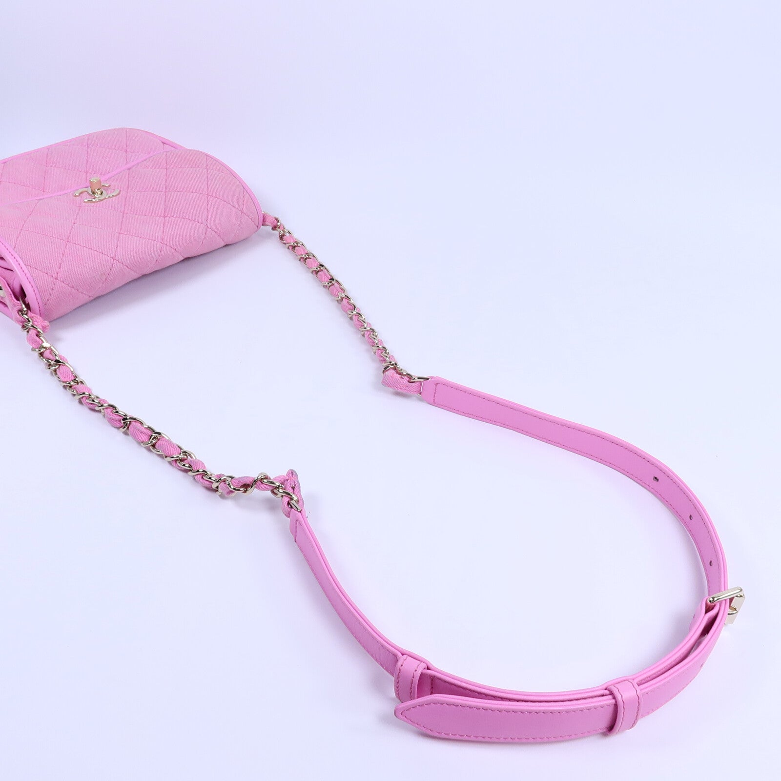 CHANEL 帆布Chain Shoulder Bag鏈帶肩背袋