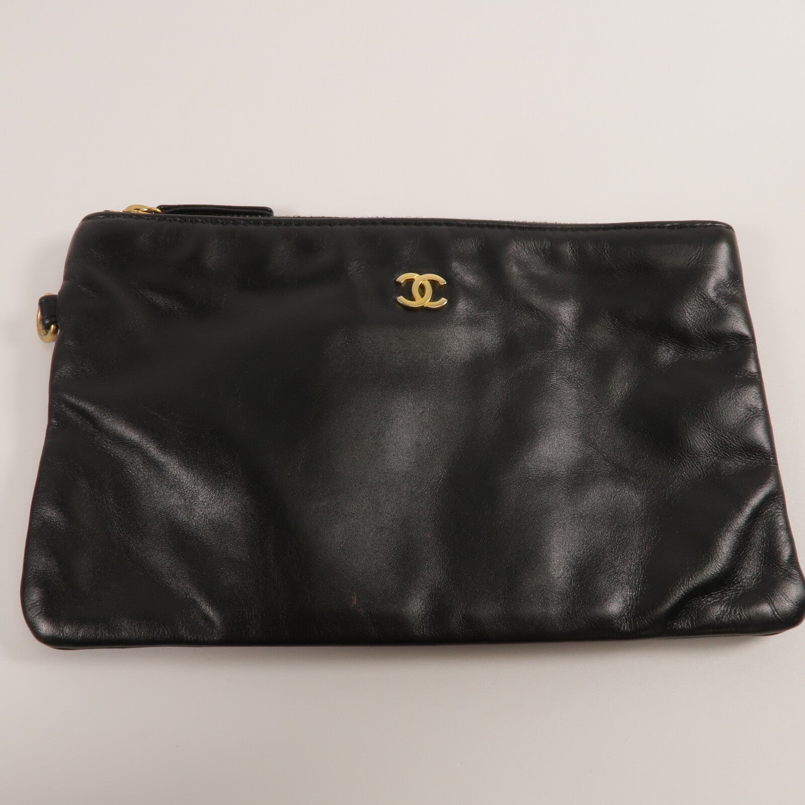 CHANEL 牛皮皮革Chanel 22 Small鏈帶肩背袋