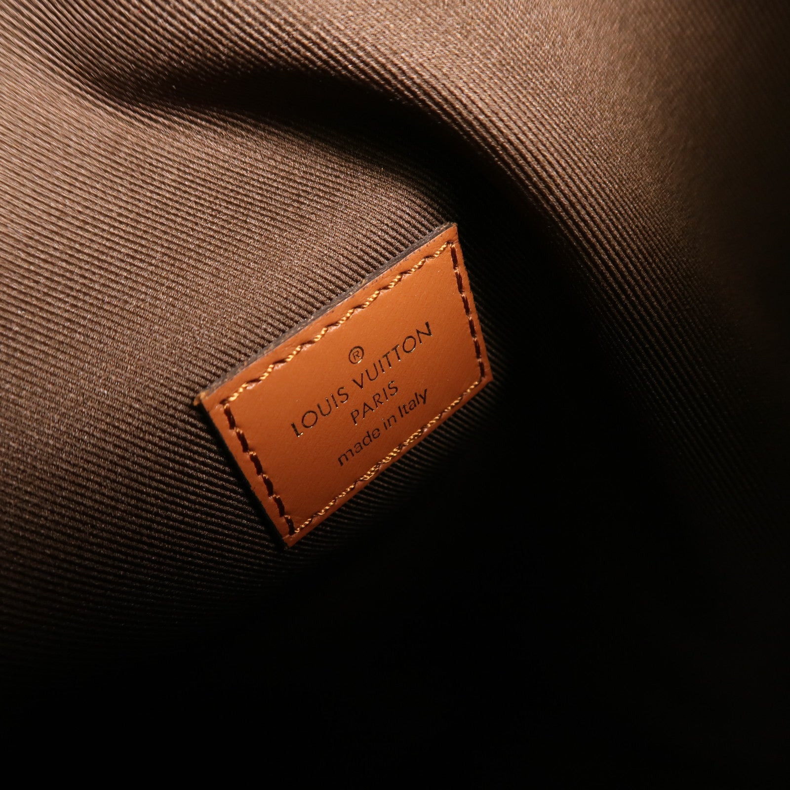 LOUIS VUITTON Monogram Reverse Loop Hobo金扣手挽肩背兩用袋