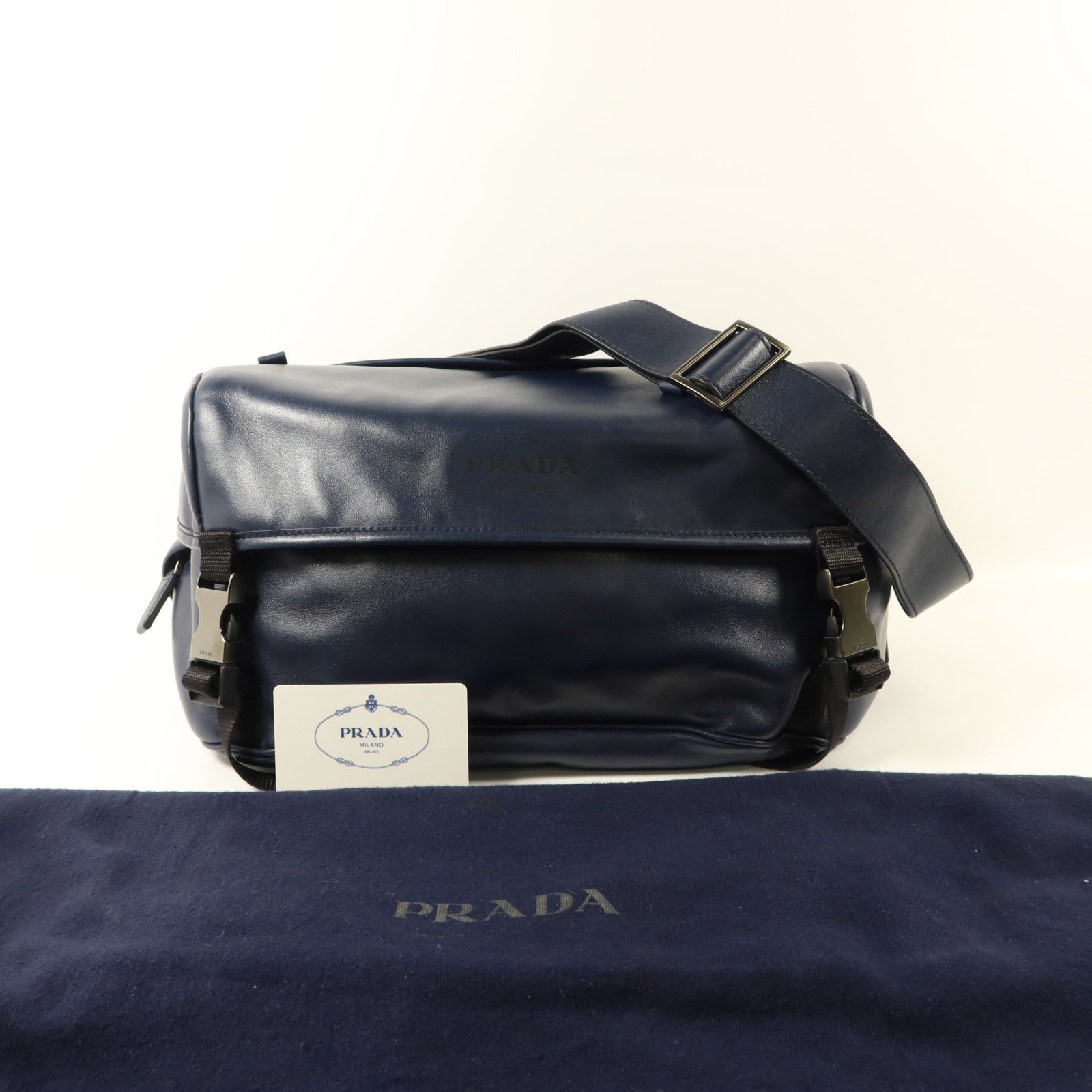PRADA 牛皮皮革Messenger Bag肩背袋