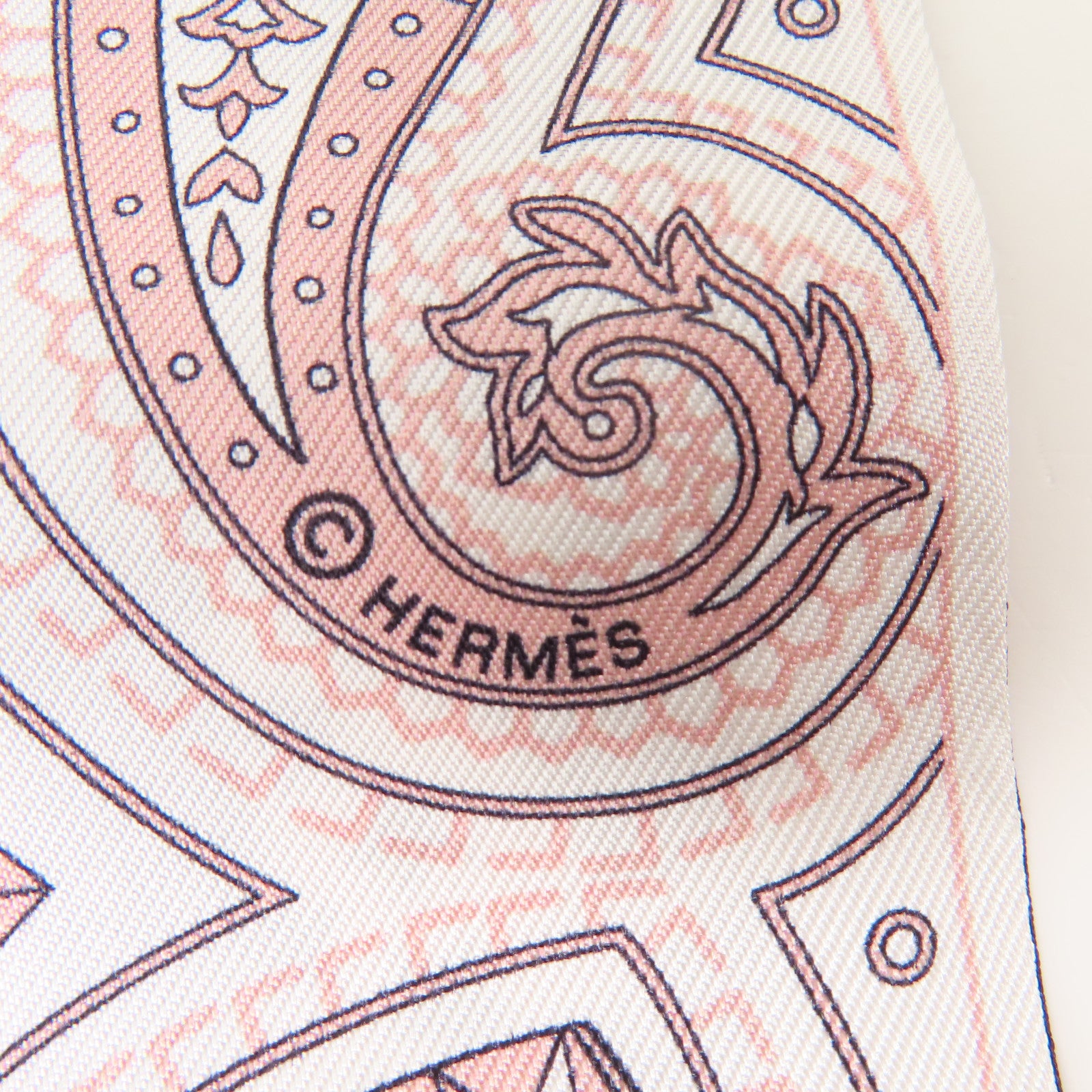 HERMES 絲質Twilly絲巾