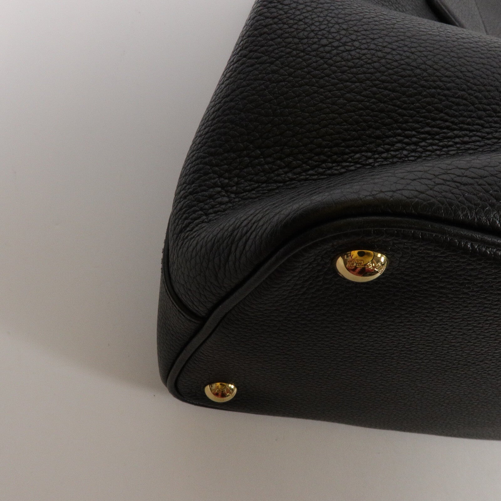PRADA 牛皮皮革Vitello Daino手挽肩背兩用袋