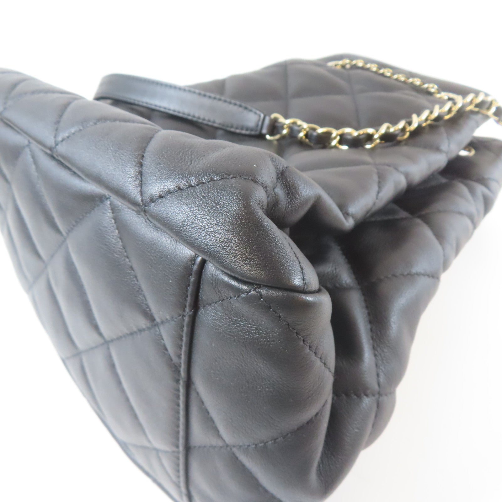 CHANEL 【激減優惠】菱格皮革Chain Shoulder金扣鏈帶肩背袋黑色