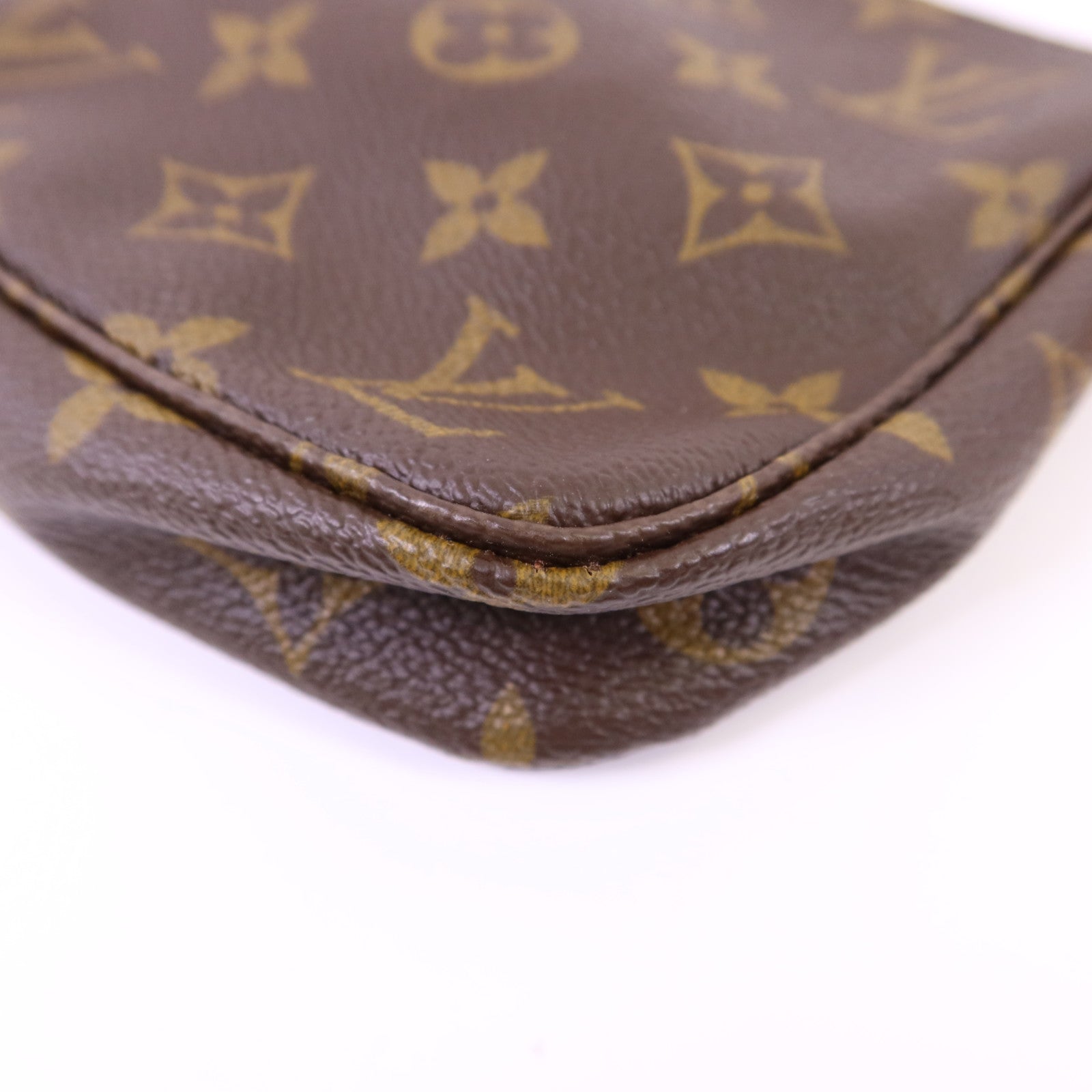 LOUIS VUITTON Monogram Pochette Accessoires金扣手挽袋棕色