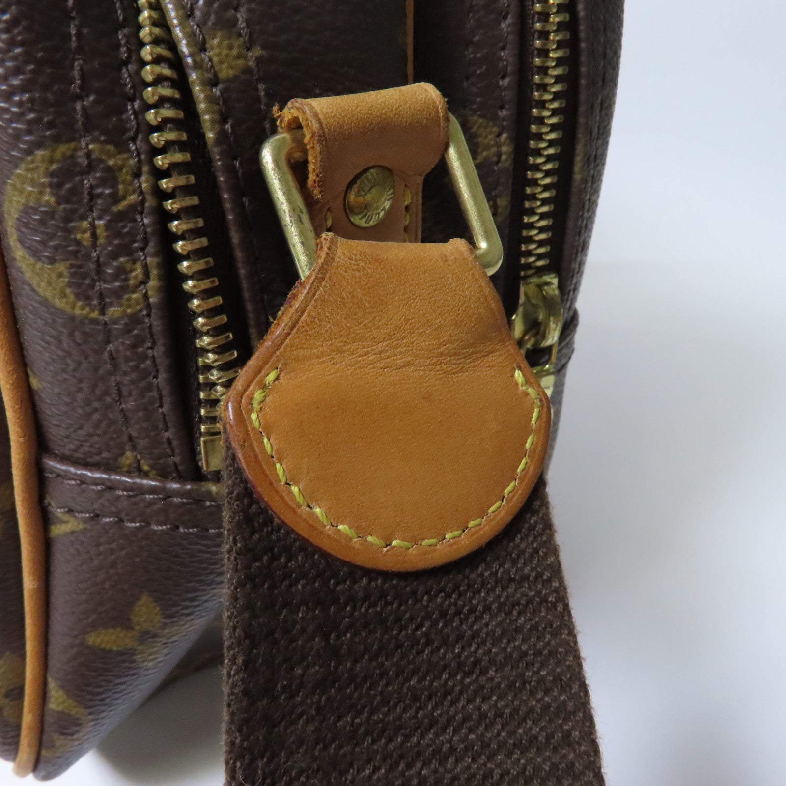 LOUIS VUITTON Monogram Reporter PM金扣肩背袋肩背袋
