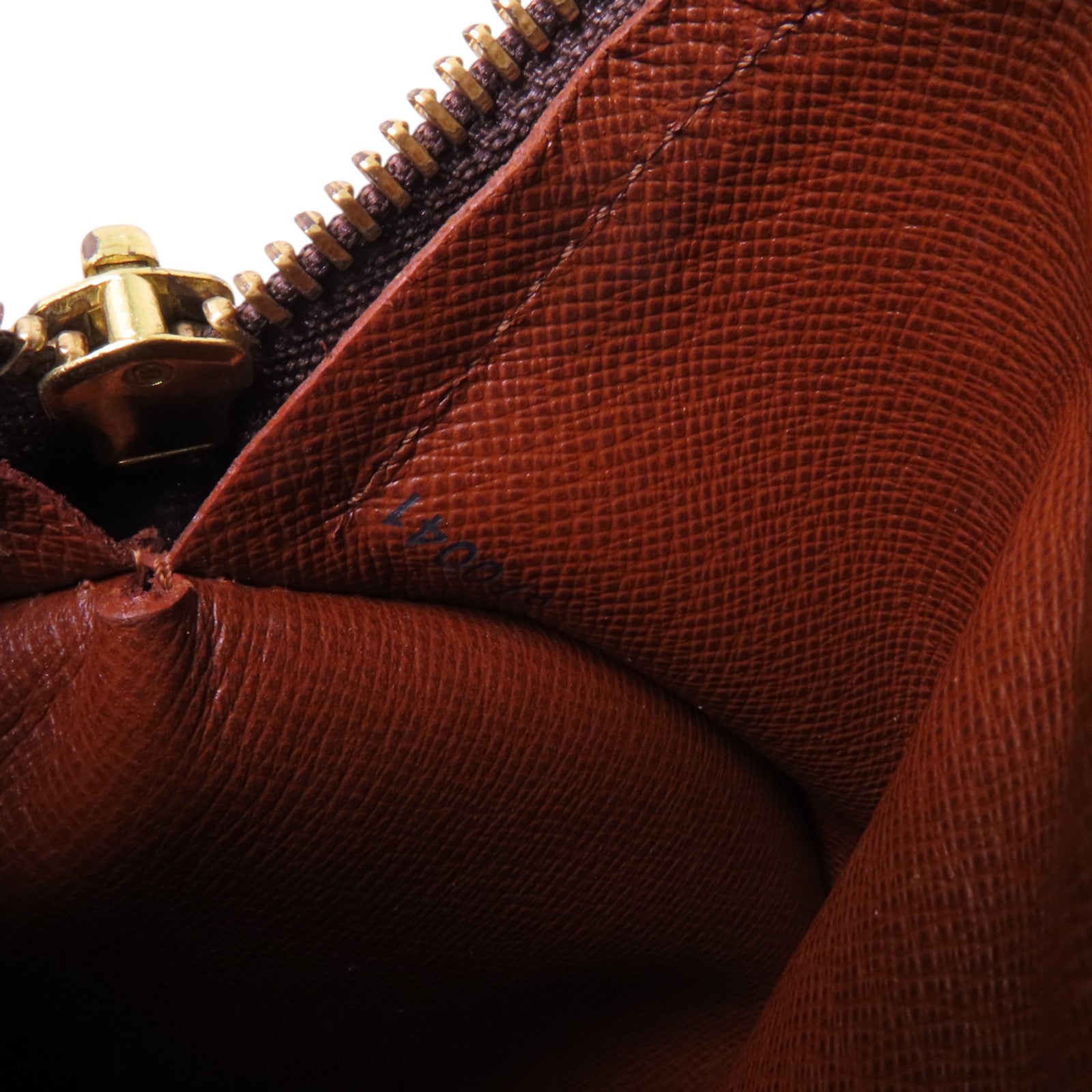 LOUIS VUITTON Monogram Papillon PM金扣肩背袋