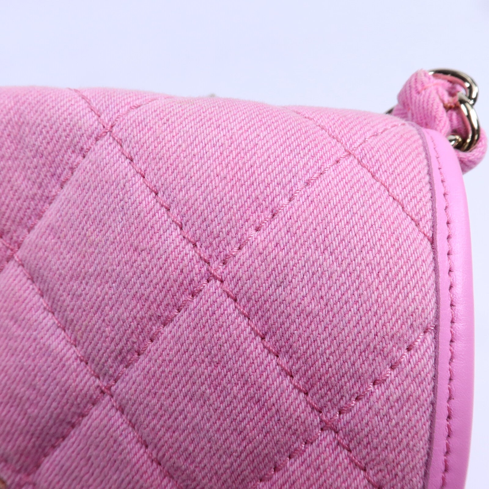 CHANEL 帆布Chain Shoulder Bag鏈帶肩背袋