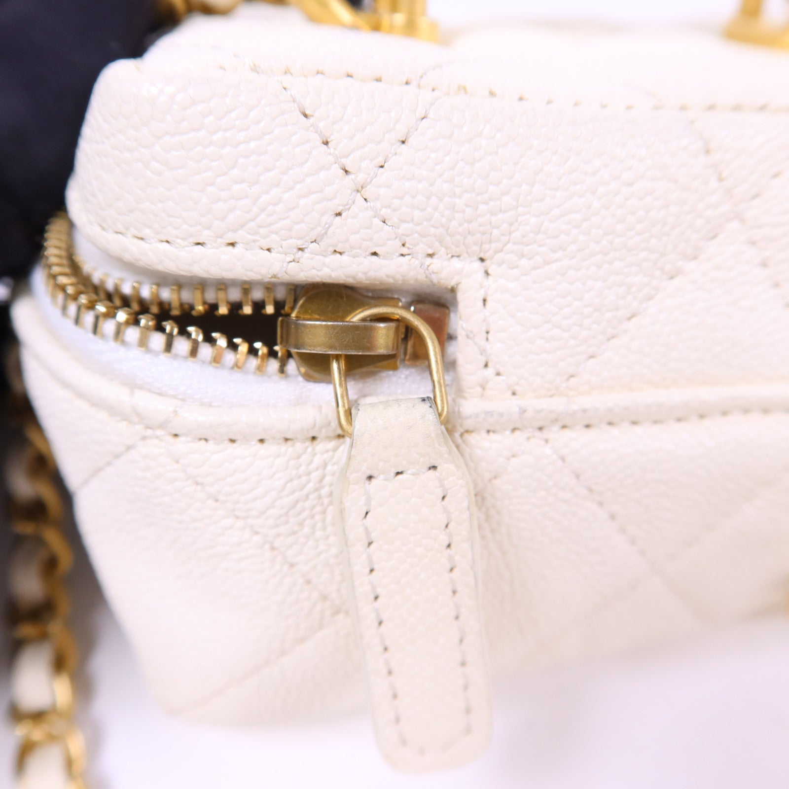 CHANEL 牛皮皮革Mini Chain Shoulder金扣手挽肩背兩用袋