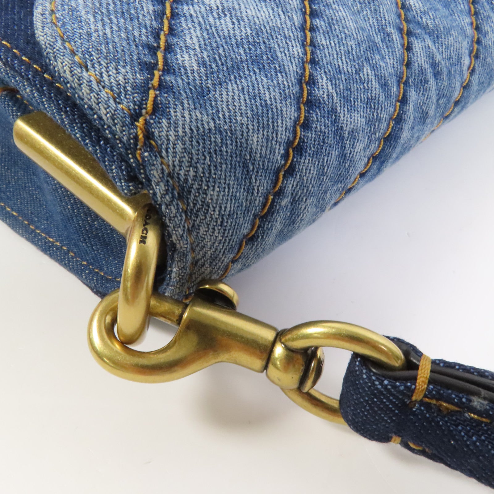 COACH Denim Tabby Bag金扣肩背袋