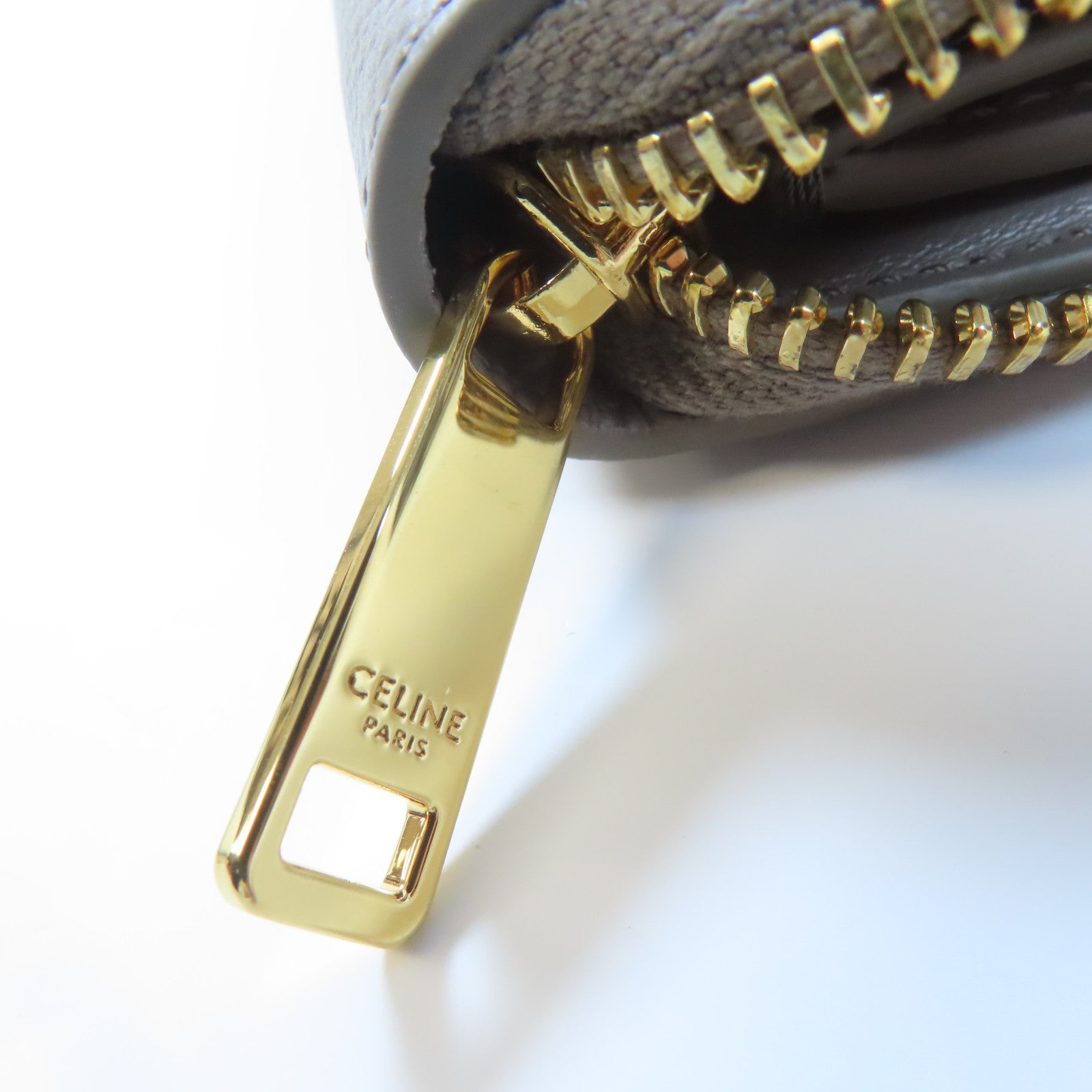 CELINE 牛皮皮革Small Zipped Wallet金扣錢包灰色