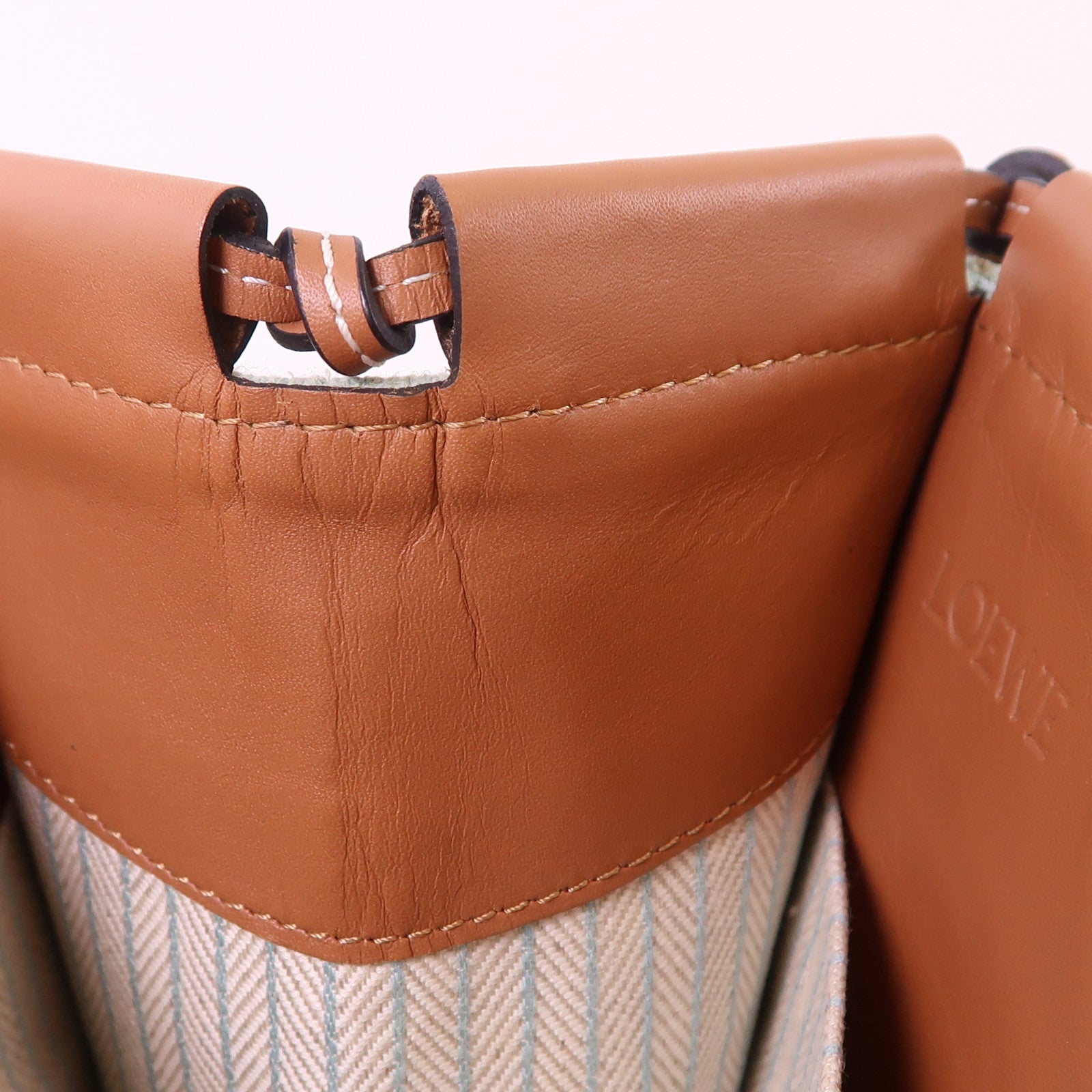 LOEWE 帆布Cushion Tote肩背袋/手挽袋