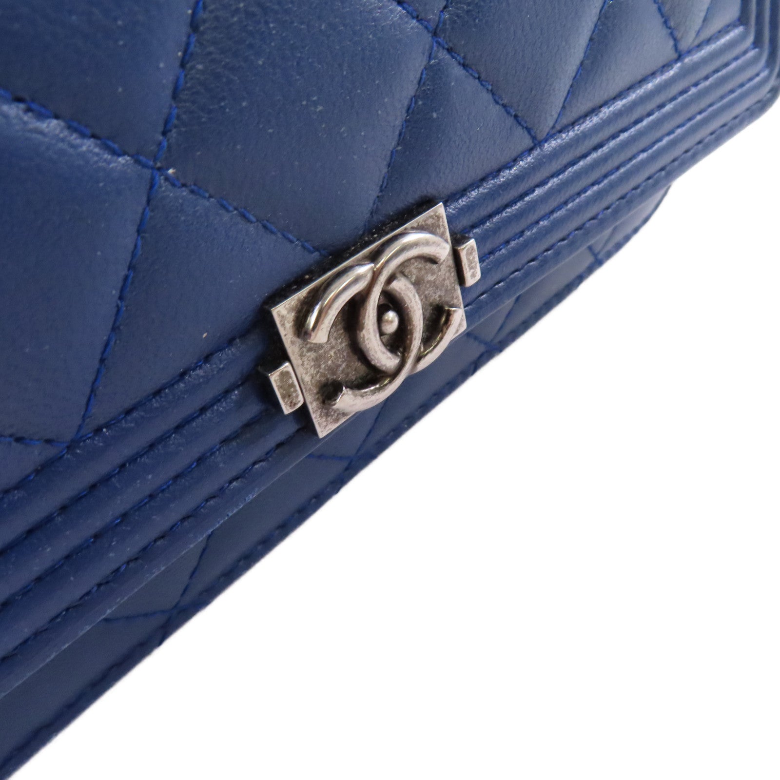 CHANEL 【激減優惠】菱格羊皮皮革WOC Wallet On Chain Shoulder Bag銀扣鏈帶肩背袋藍色