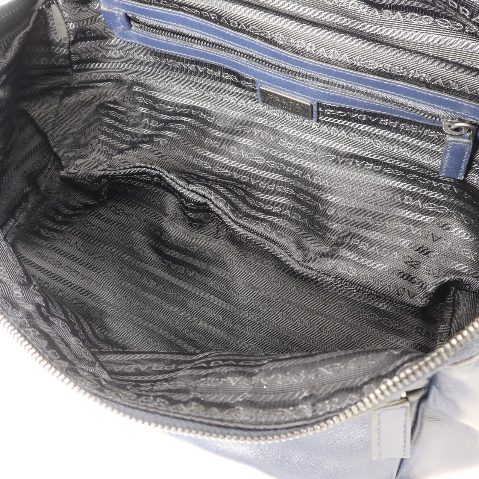 PRADA 牛皮皮革Messenger Bag肩背袋