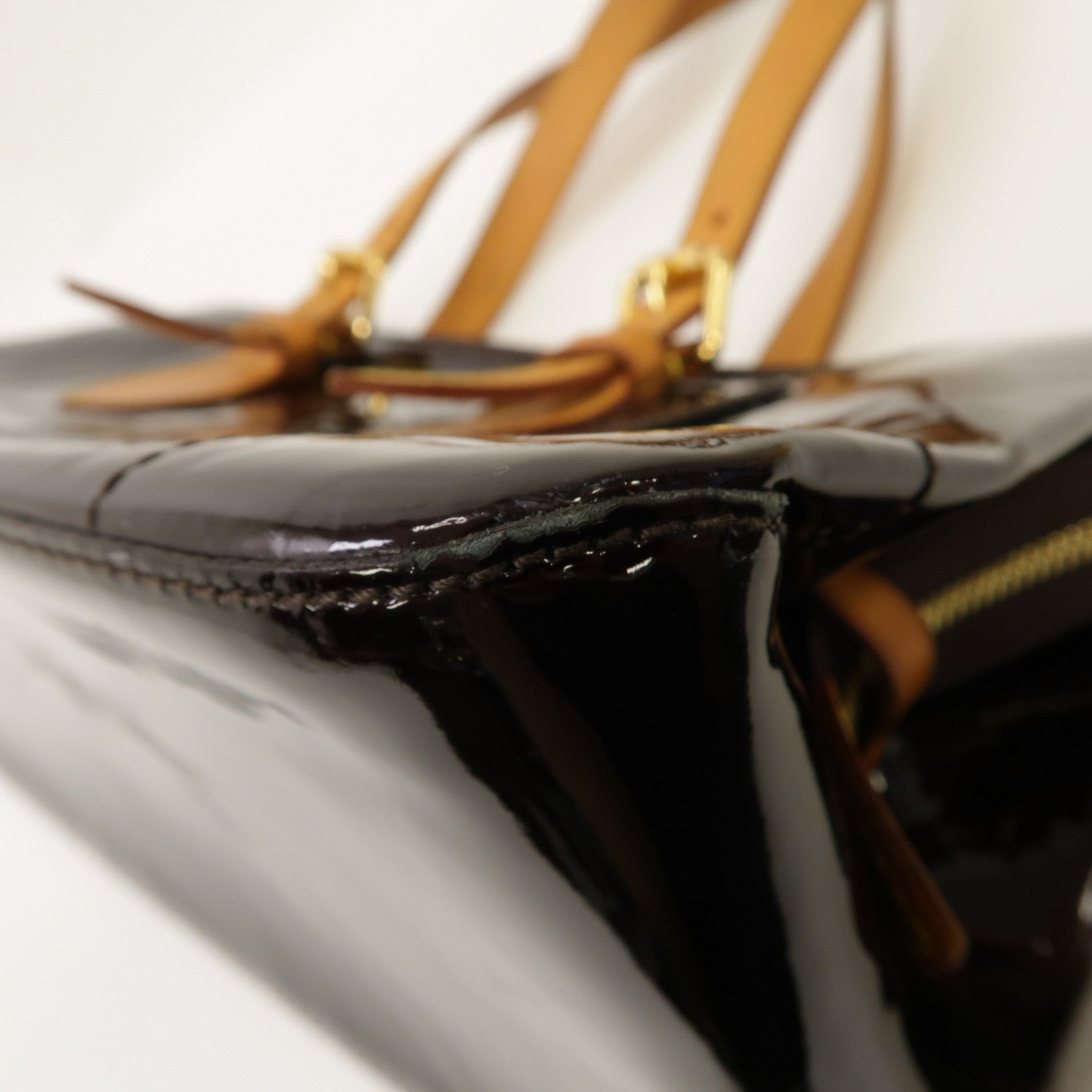 LOUIS VUITTON Monogram Vernis Rosewood Avenue金扣肩背袋酒紅色