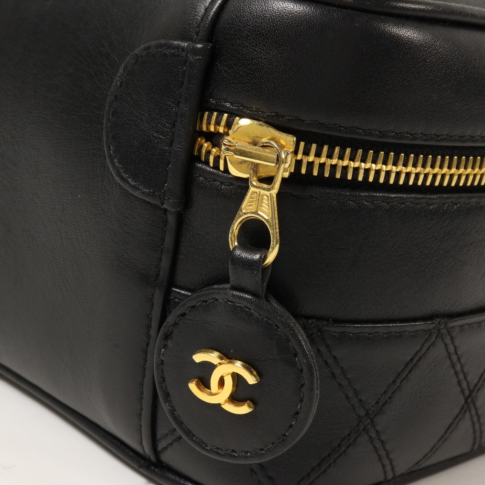 CHANEL 羊皮皮革Vintage Pouch手拿包