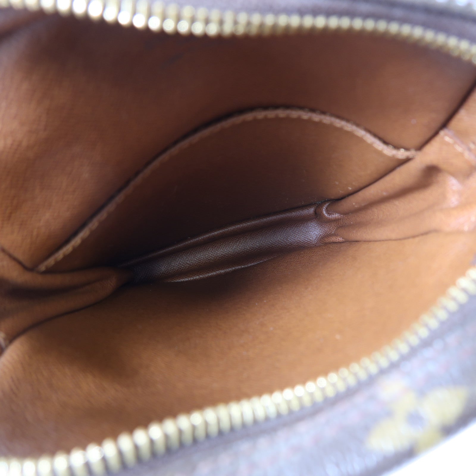 LOUIS VUITTON Monogram Danube金扣肩背袋啡色
