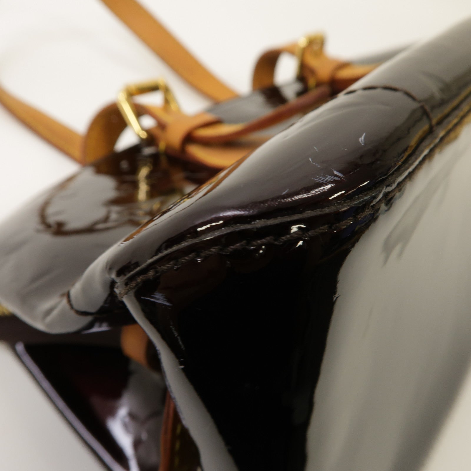 LOUIS VUITTON Monogram Vernis Rosewood Avenue金扣肩背袋酒紅色